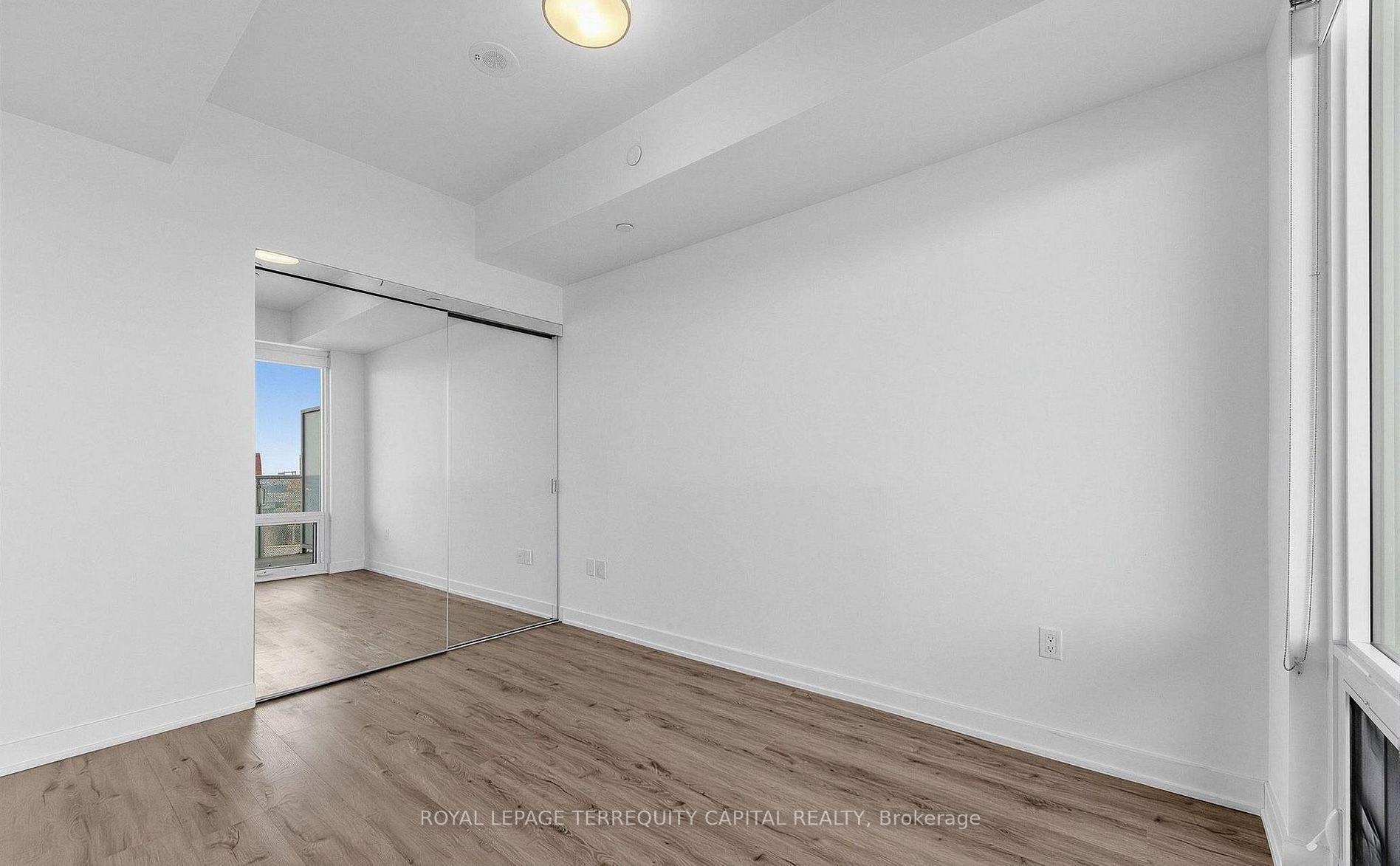 Photo 16 of Unit 1901, 15 Queens Quay E, Toronto, Waterfront Communities — HOMEH