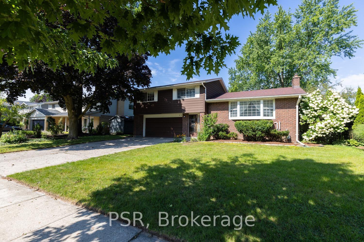 Photo 1 of 68 Halliwell Drive, Kitchener, Heritage Park - Kitchener — HOMEH