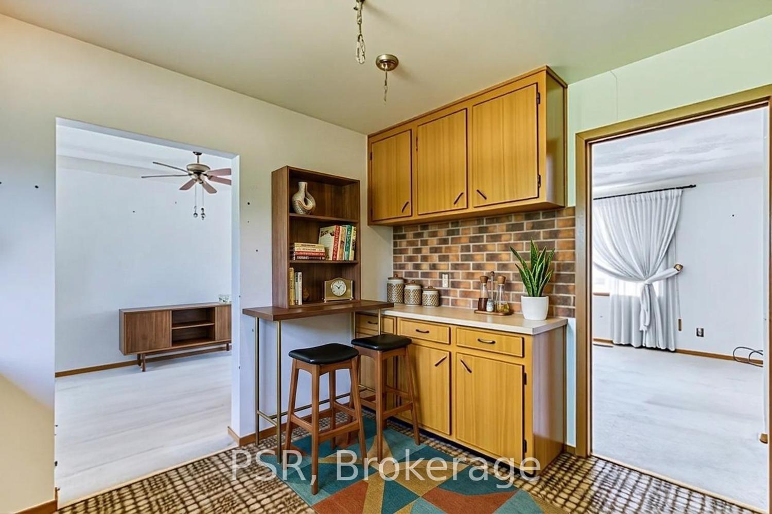 Photo 14 of 68 Halliwell Drive, Kitchener, Heritage Park - Kitchener — HOMEH