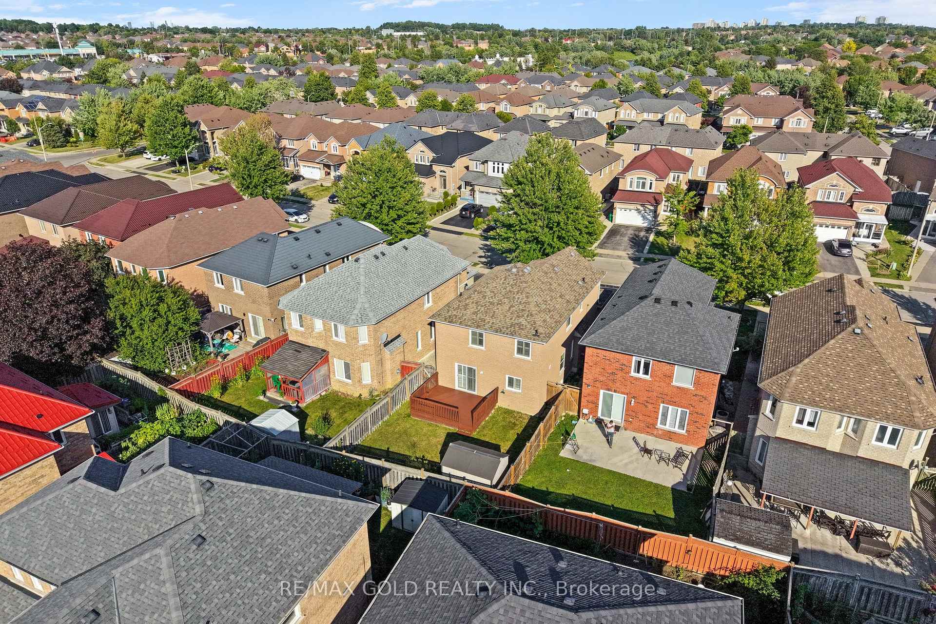 Photo 46 of 21 Pacific Wind Crescent, Brampton, Sandringham-Wellington — HOMEH