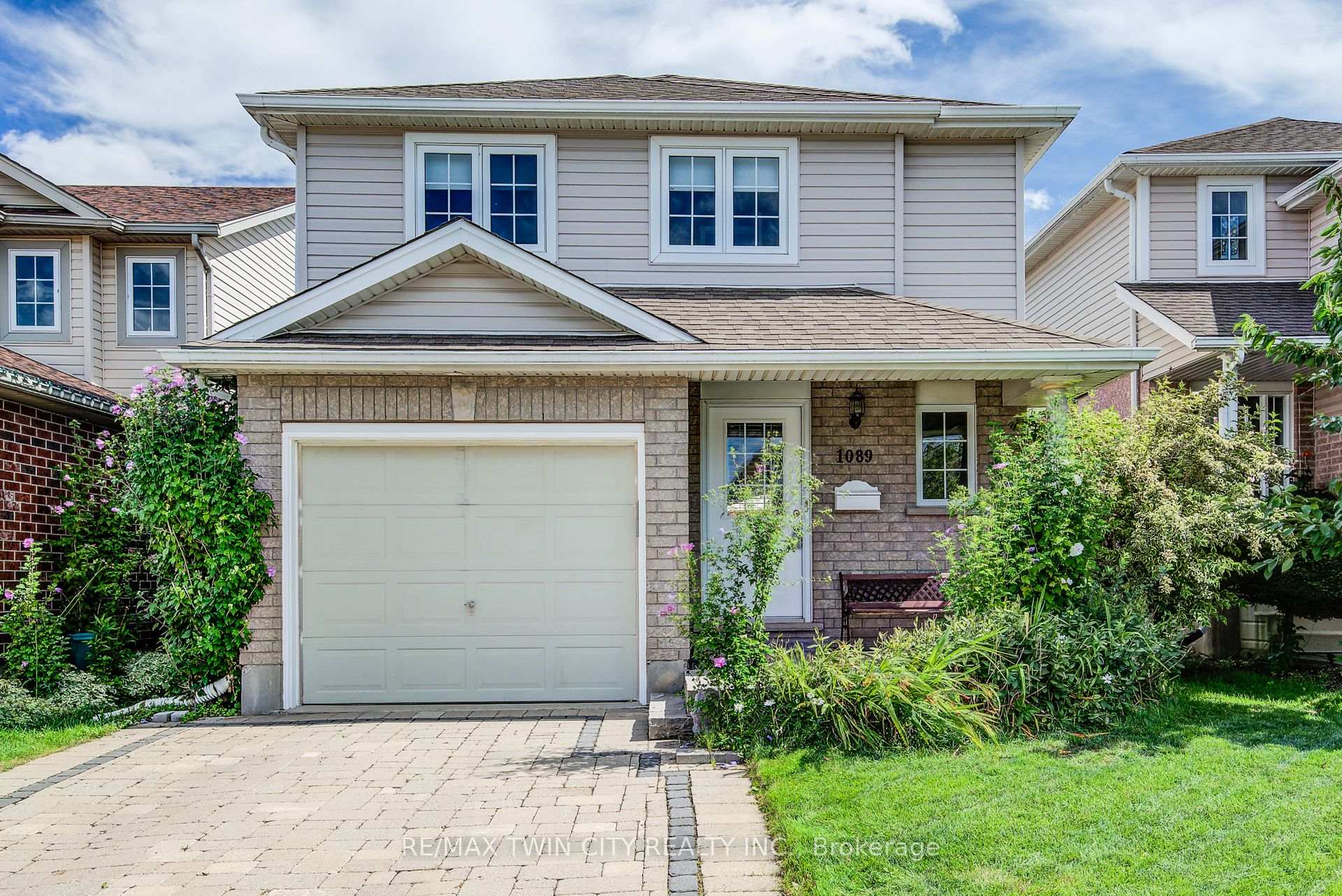 Photo 1 of 1089 Copper Leaf Crescent, Kitchener, Trussler — HOMEH