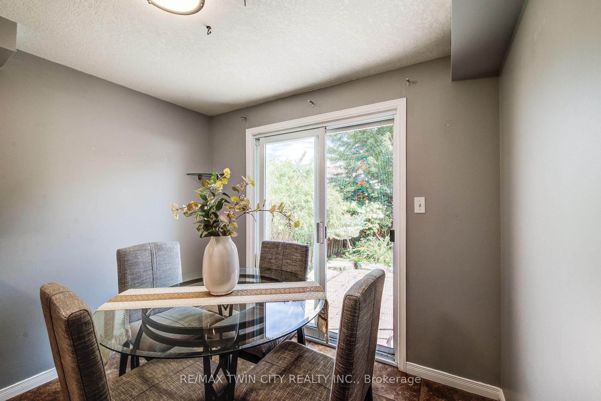Photo 14 of 1089 Copper Leaf Crescent, Kitchener, Trussler — HOMEH