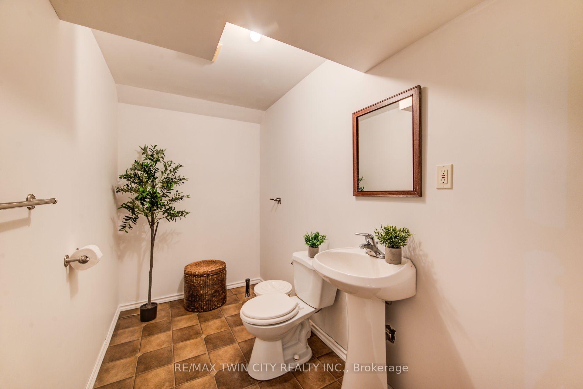 Photo 28 of 1089 Copper Leaf Crescent, Kitchener, Trussler — HOMEH