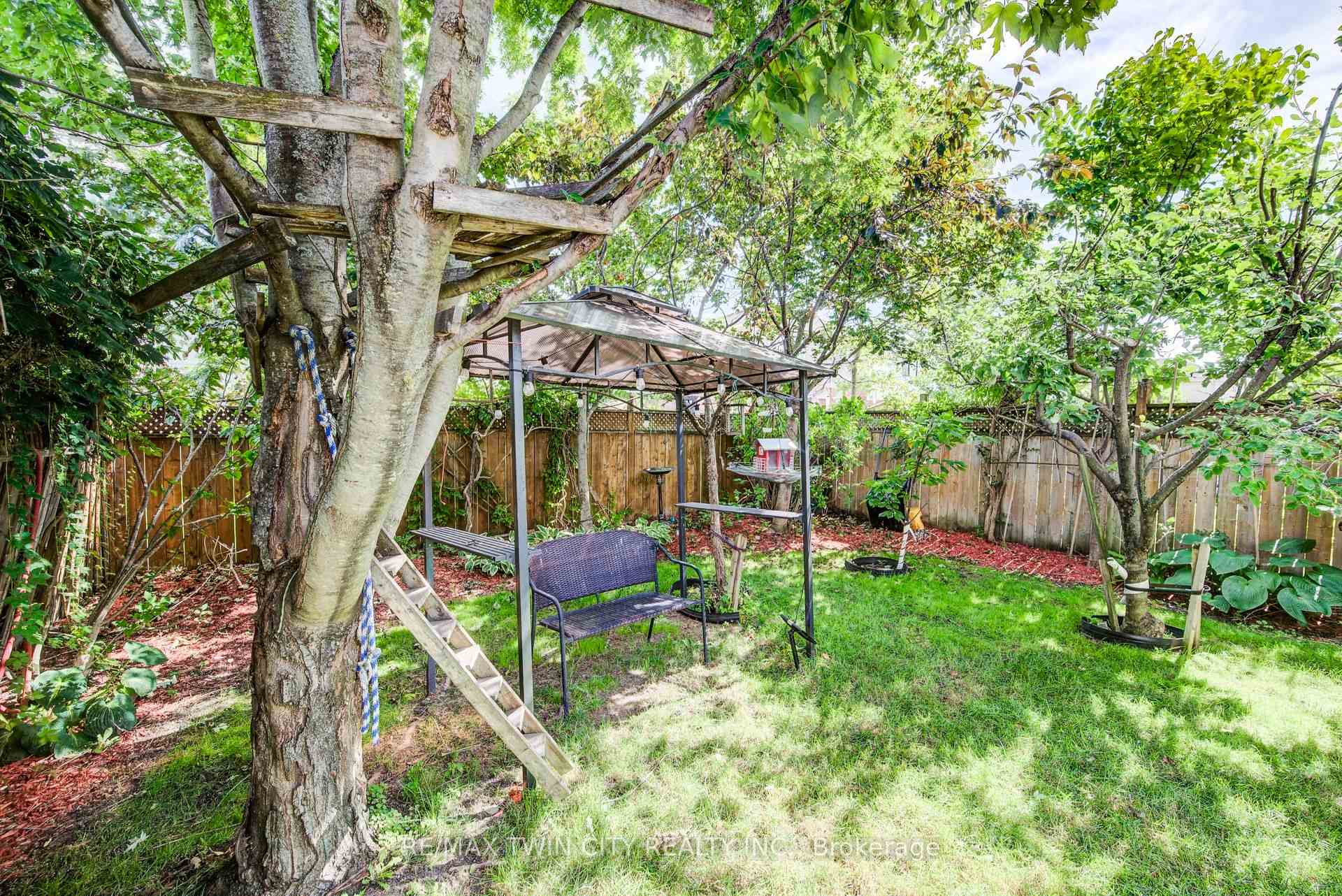 Photo 31 of 1089 Copper Leaf Crescent, Kitchener, Trussler — HOMEH