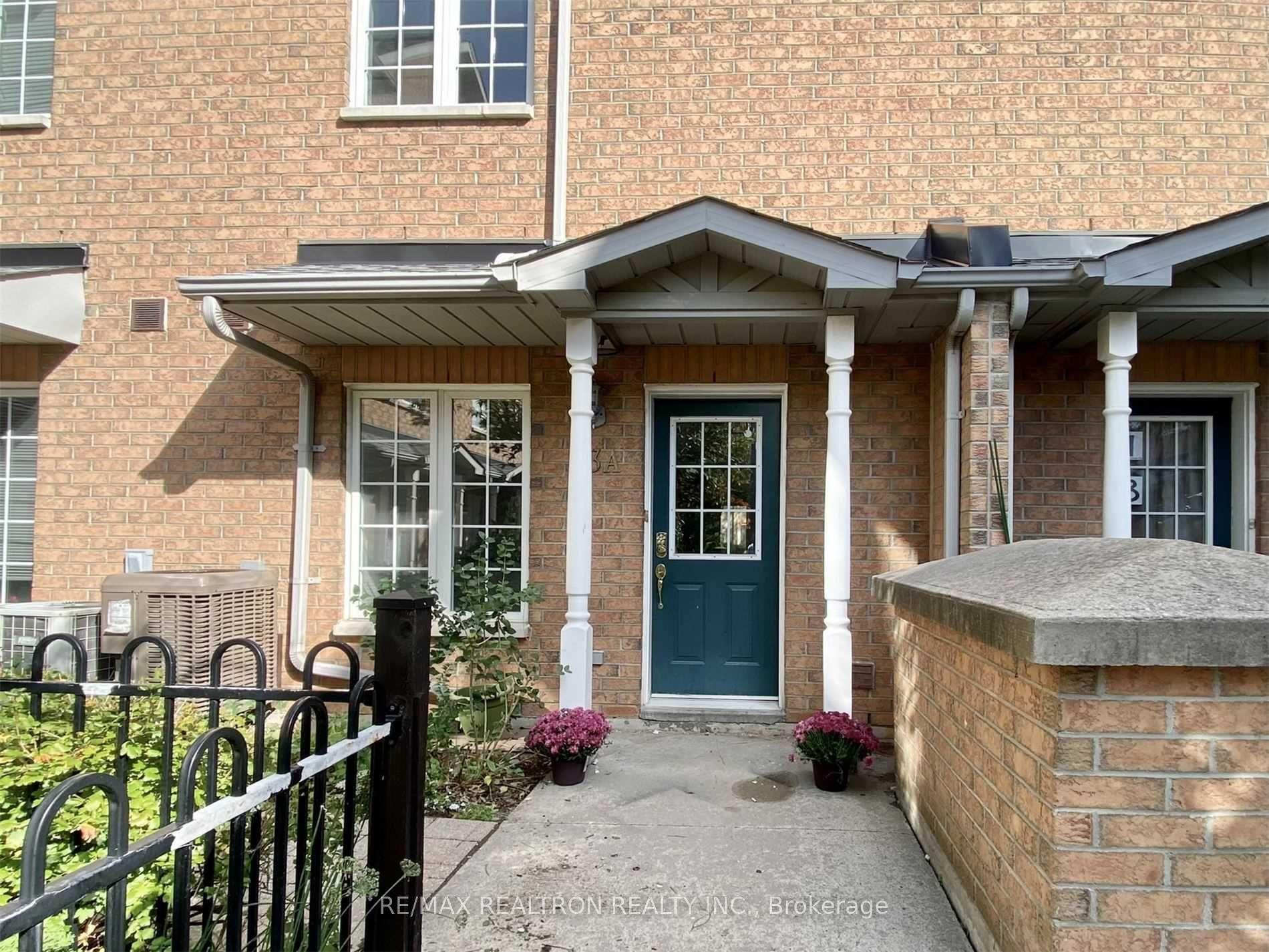 Photo 2 of Unit 13A, 1 Alpen Way, Markham, Unionville — HOMEH