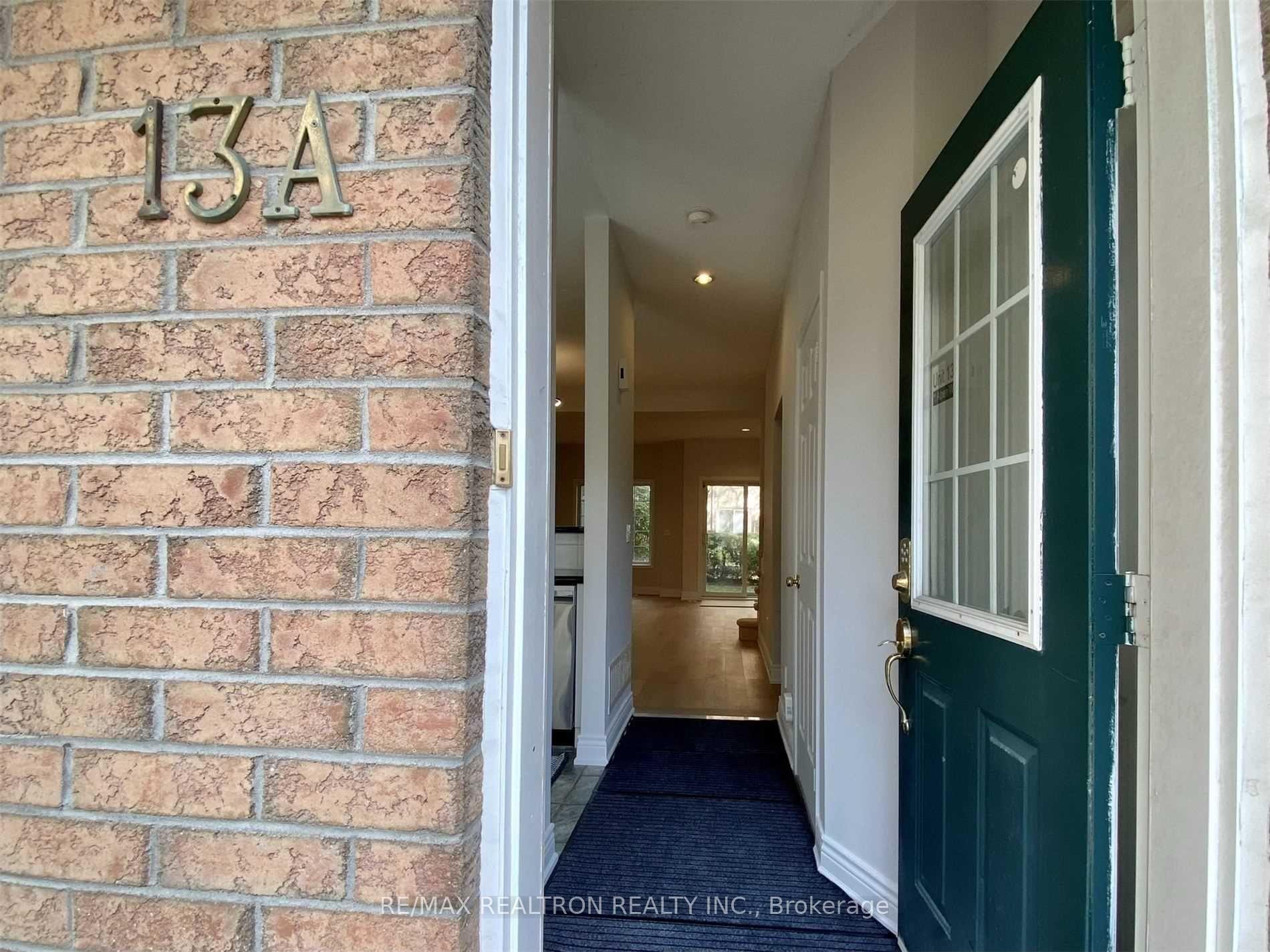 Photo 3 of Unit 13A, 1 Alpen Way, Markham, Unionville — HOMEH