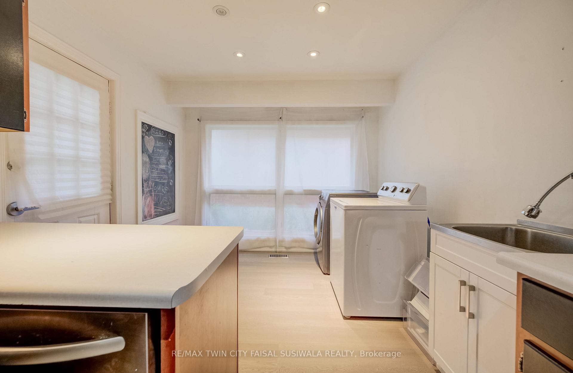 Photo 9 of 135 Brierdale Drive, Kitchener, Idlewood — HOMEH