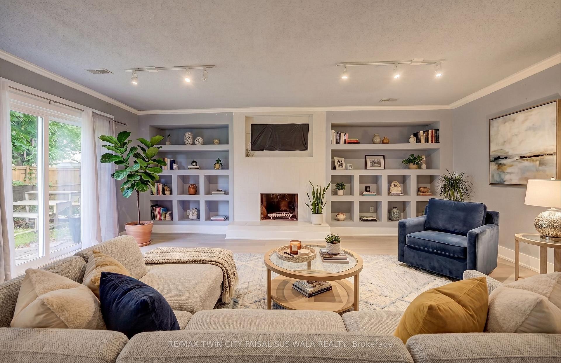 Photo 18 of 135 Brierdale Drive, Kitchener, Idlewood — HOMEH
