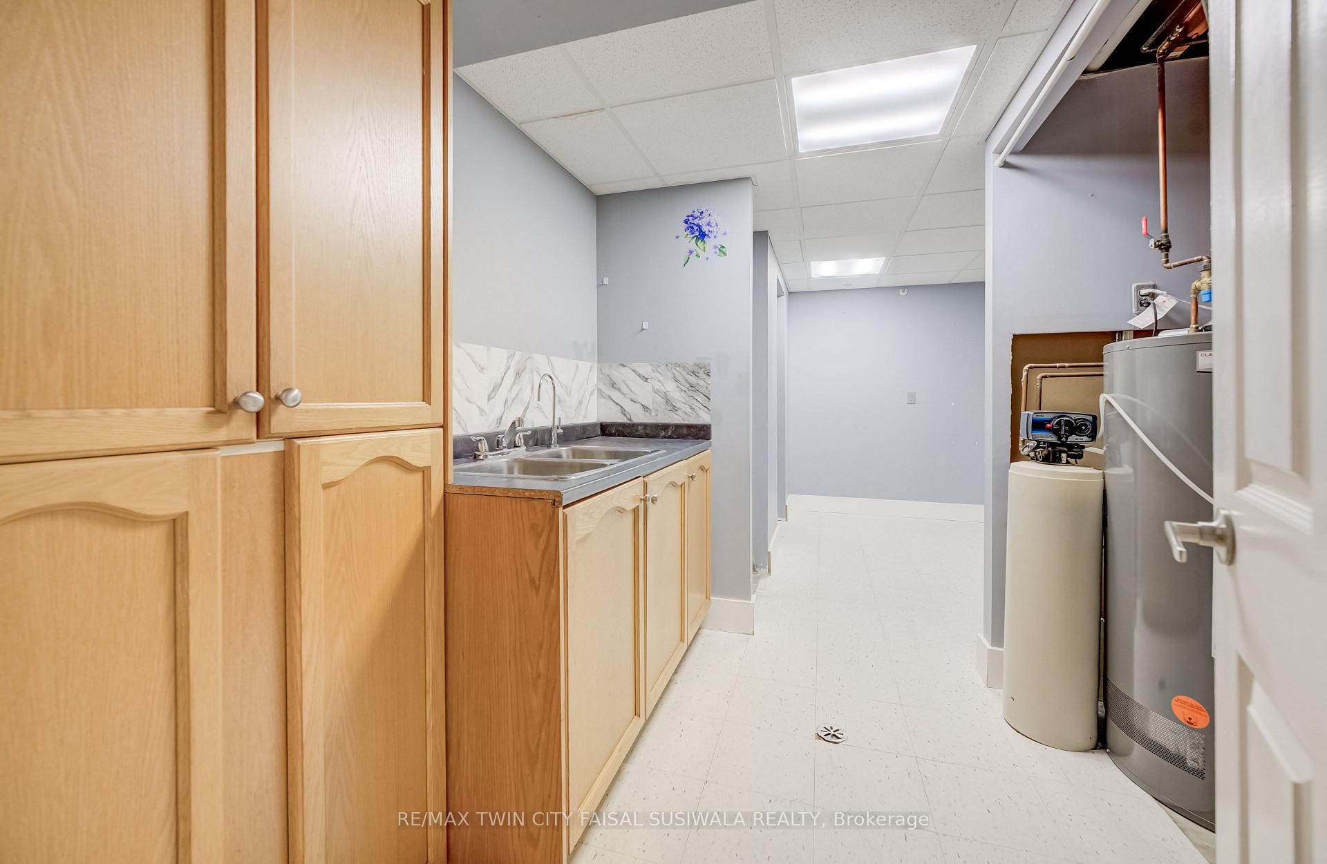 Photo 25 of 135 Brierdale Drive, Kitchener, Idlewood — HOMEH