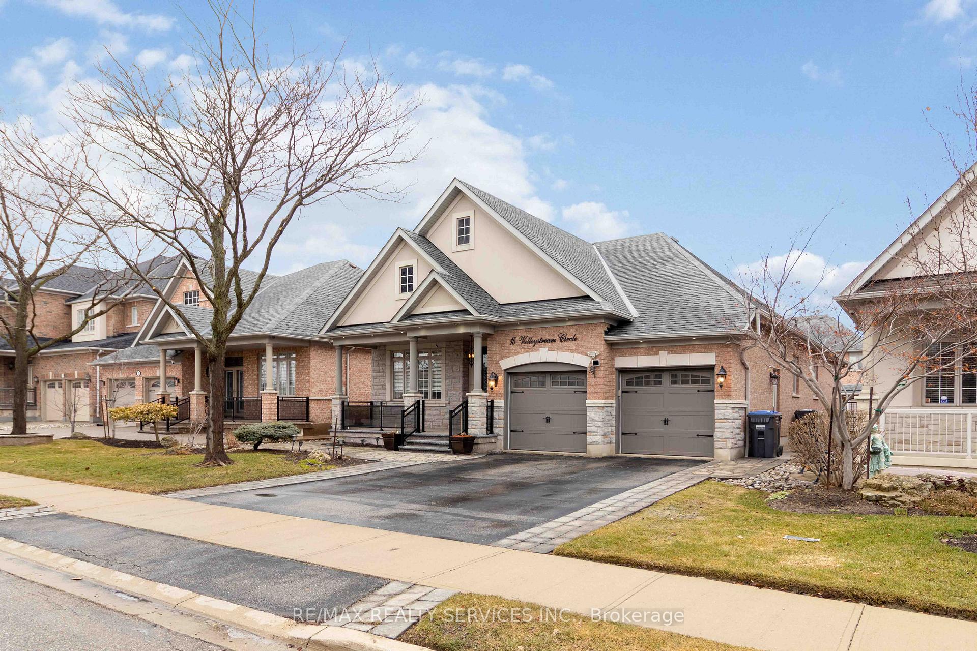 Photo 2 of 15 Valleystream Circle, Brampton, Bram East — HOMEH