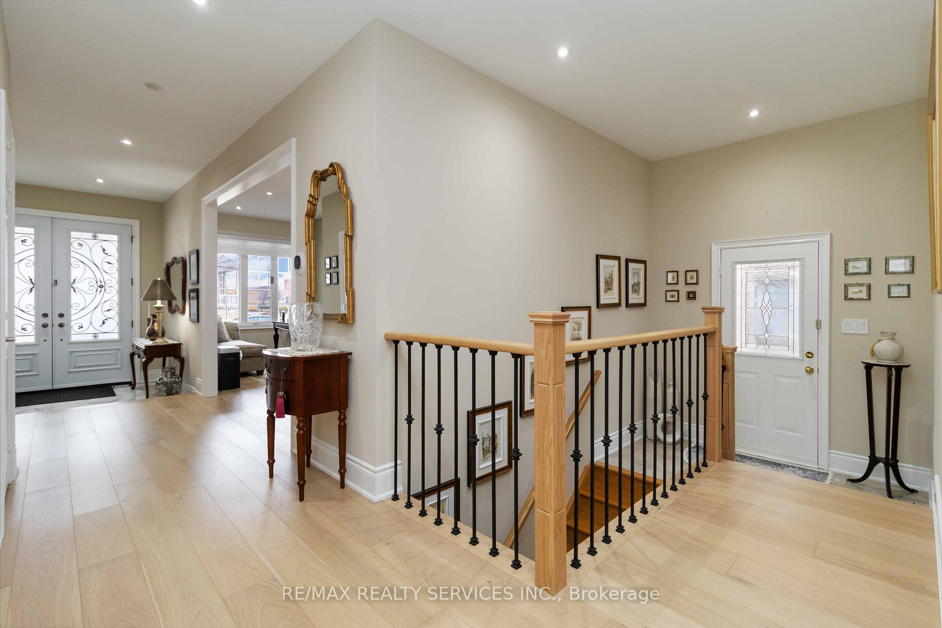 Photo 5 of 15 Valleystream Circle, Brampton, Bram East — HOMEH