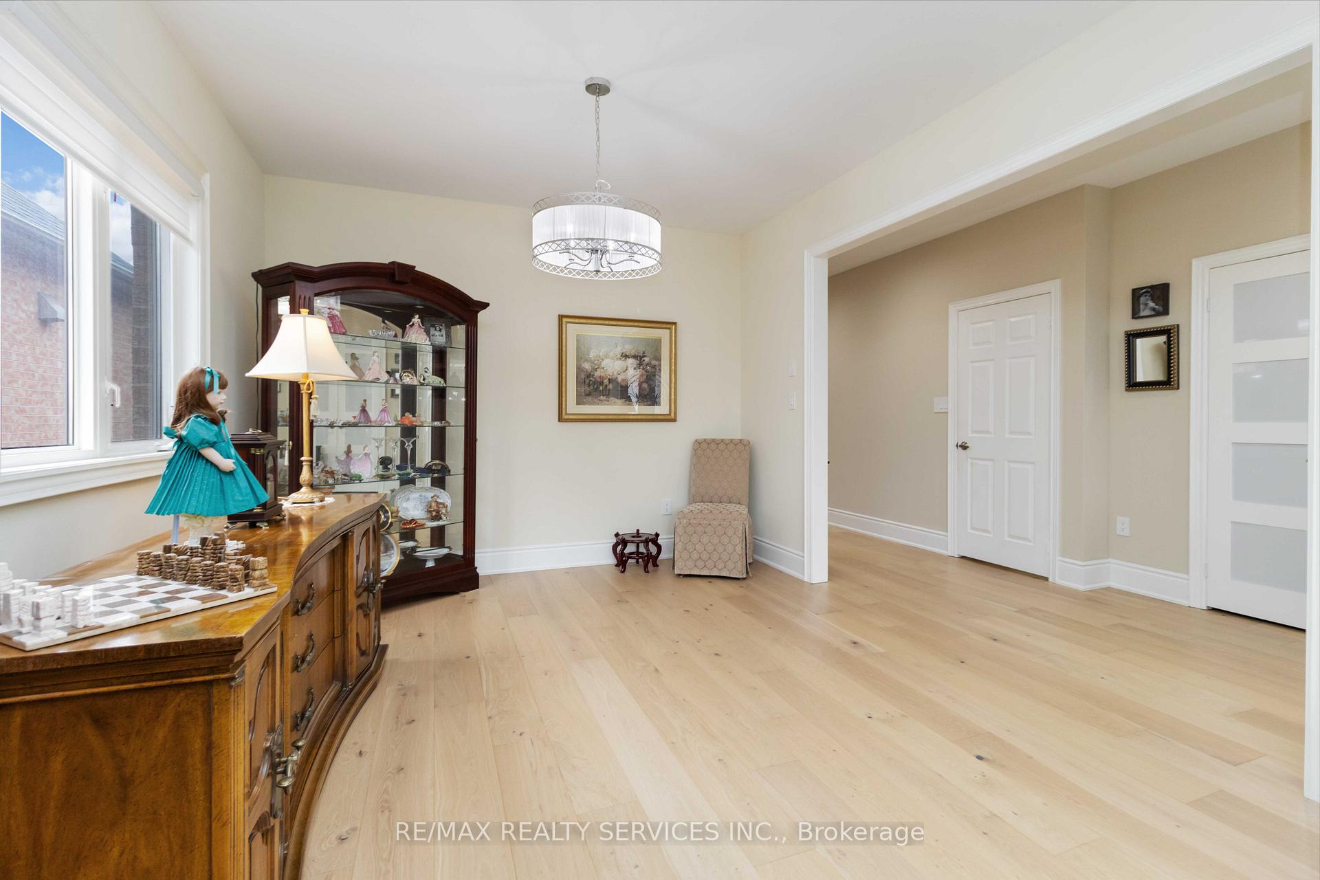 Photo 17 of 15 Valleystream Circle, Brampton, Bram East — HOMEH