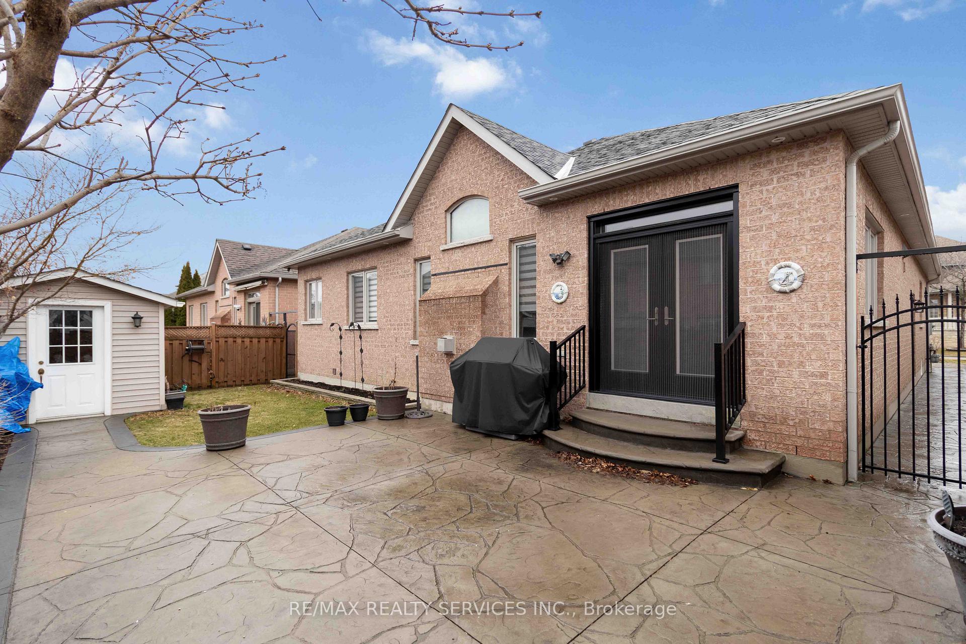 Photo 33 of 15 Valleystream Circle, Brampton, Bram East — HOMEH