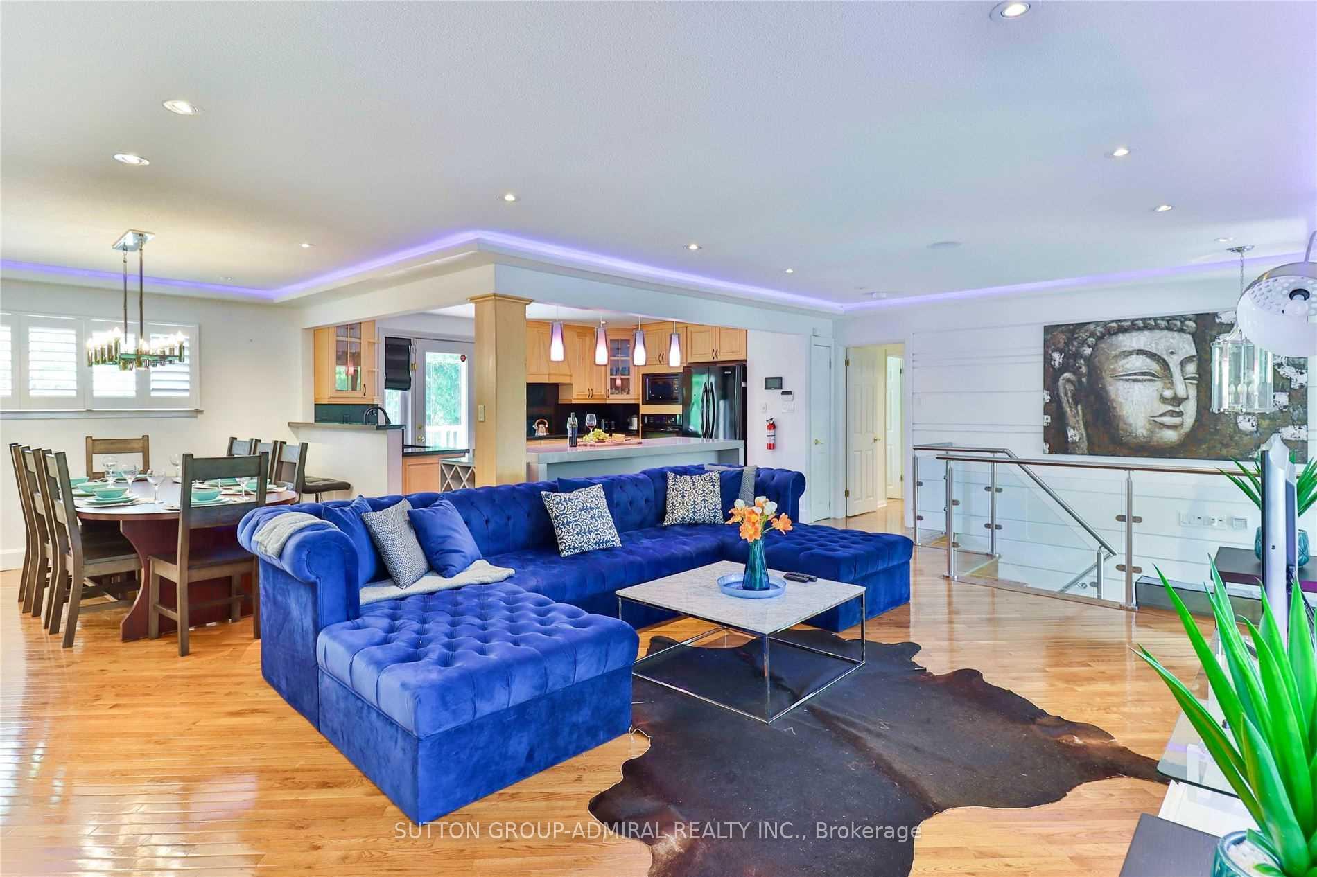 Photo 5 of 135 Elgin Street, Markham, Thornhill — HOMEH