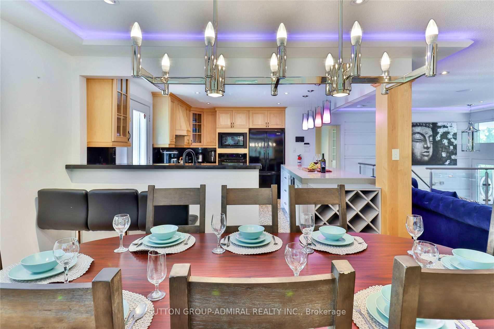 Photo 7 of 135 Elgin Street, Markham, Thornhill — HOMEH