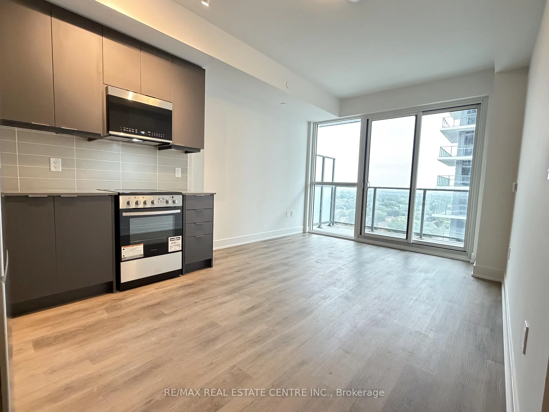 Photo 10 of Unit 1411A, 115 Nipissing Road, Milton, Timberlea — HOMEH