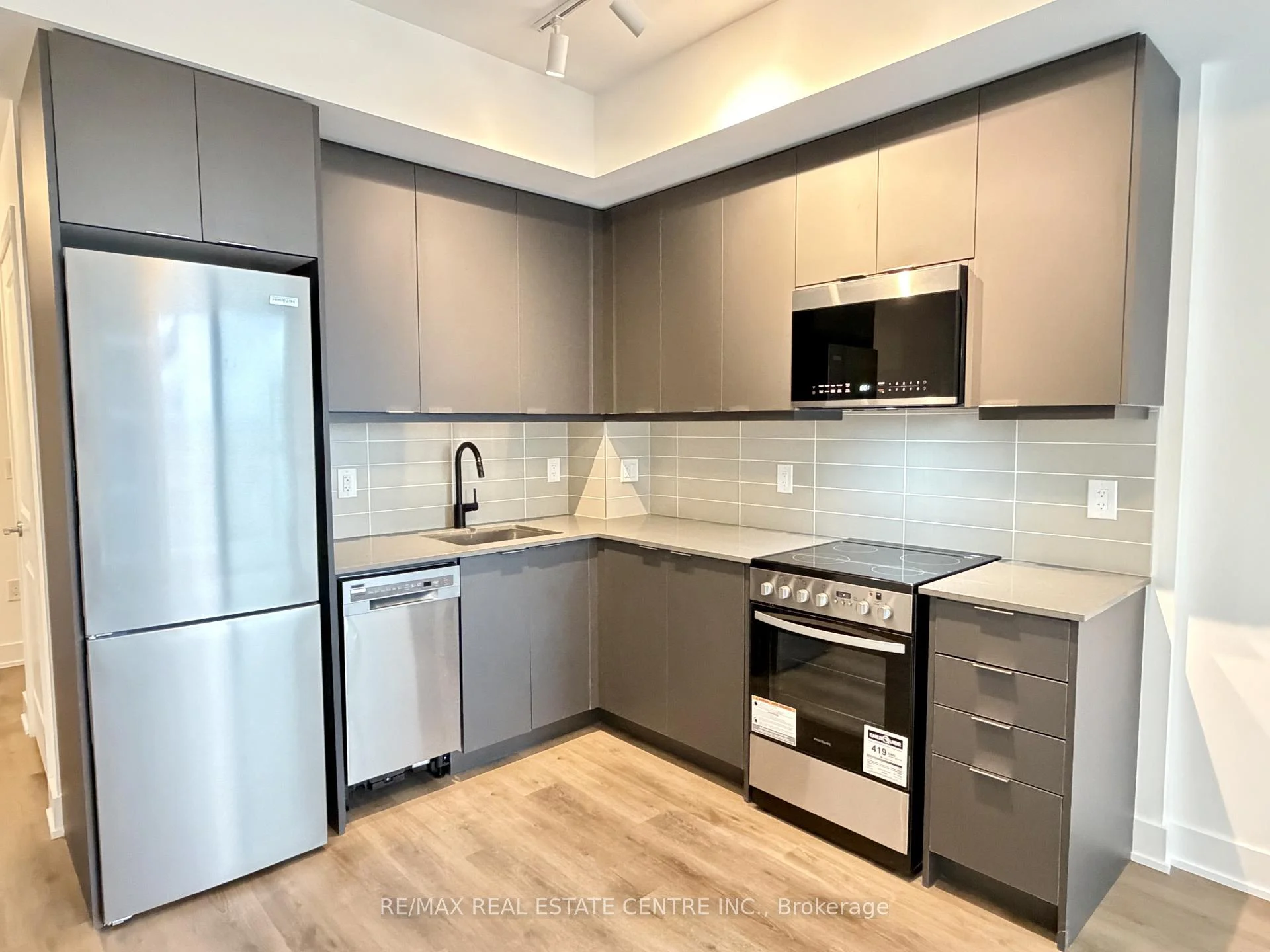 Photo 18 of Unit 1411A, 115 Nipissing Road, Milton, Timberlea — HOMEH