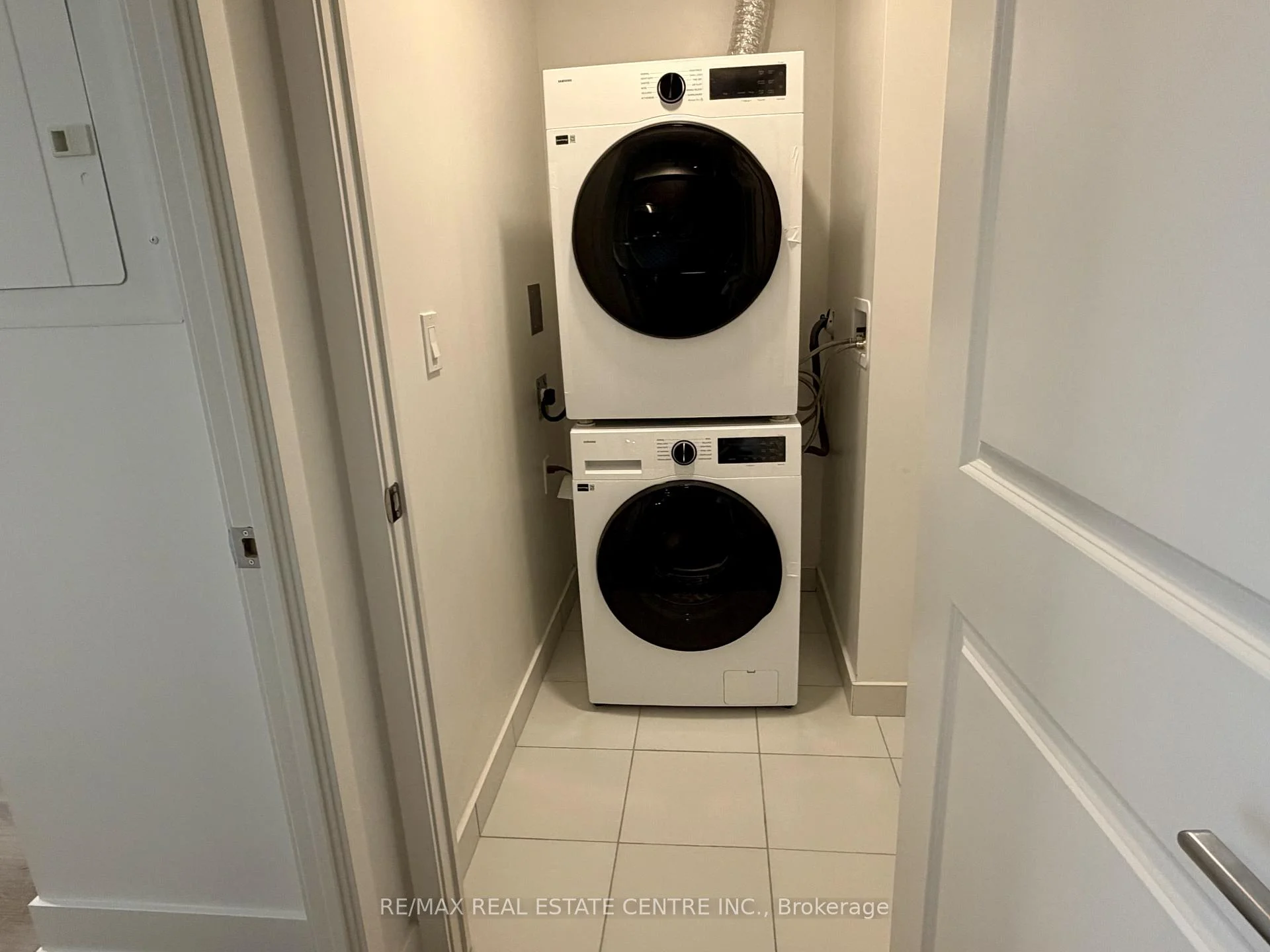 Photo 38 of Unit 1411A, 115 Nipissing Road, Milton, Timberlea — HOMEH