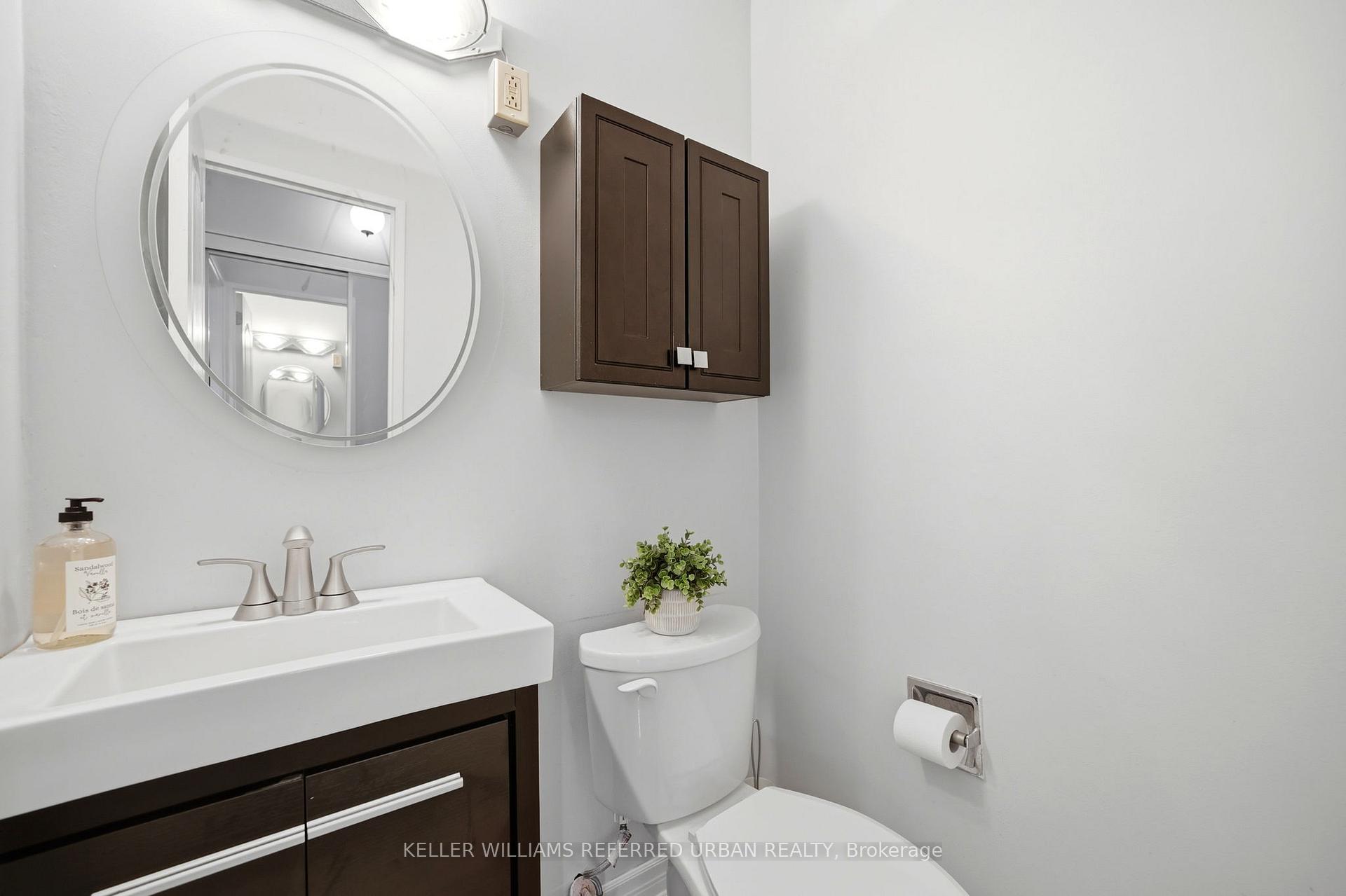 Photo 13 of Unit 347, 16B Elgin Street, Markham, Thornhill — HOMEH