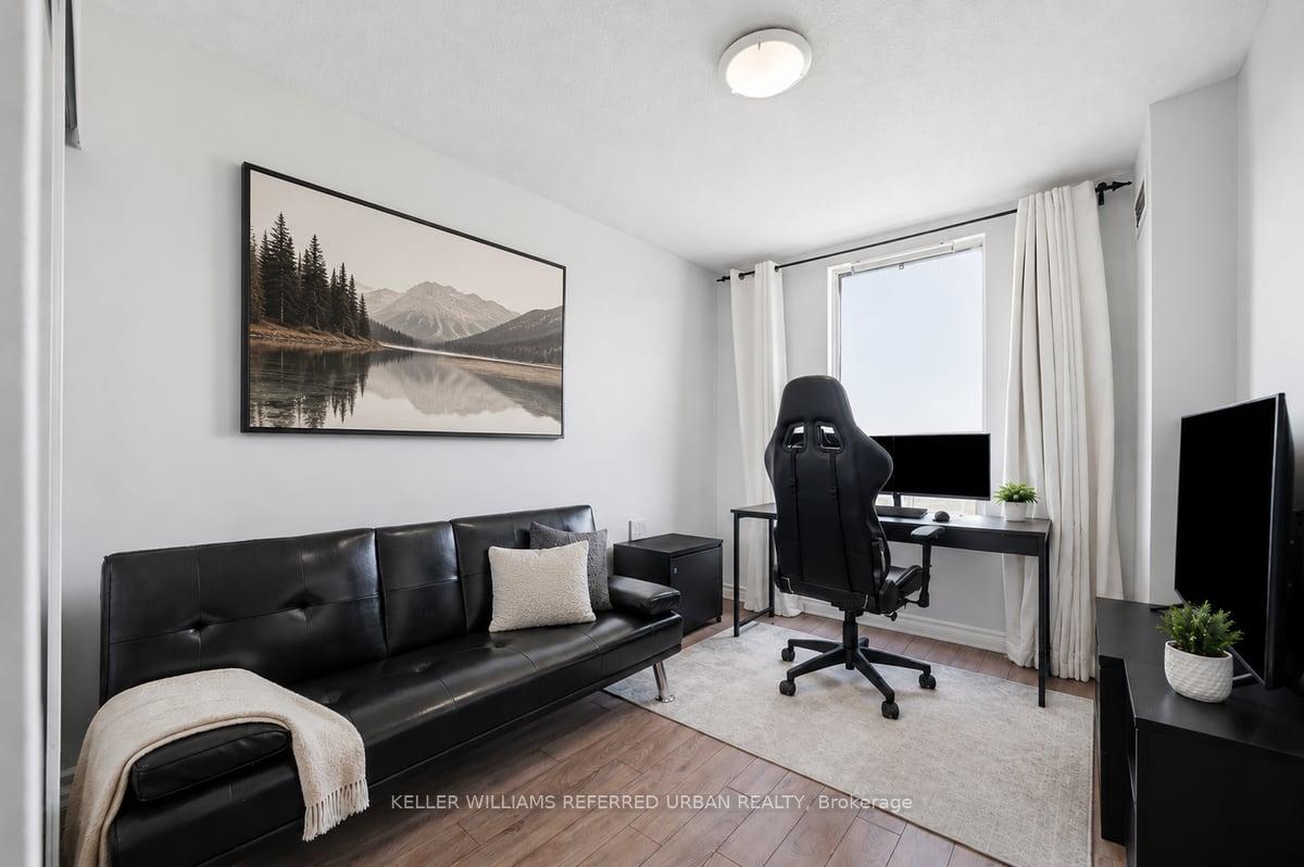 Photo 17 of Unit 347, 16B Elgin Street, Markham, Thornhill — HOMEH
