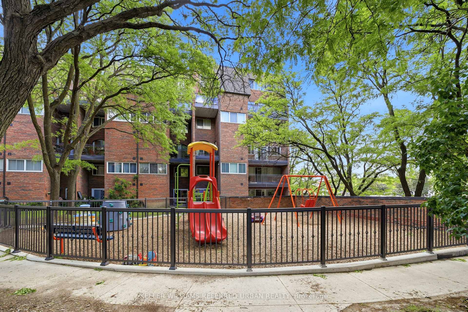 Photo 26 of Unit 347, 16B Elgin Street, Markham, Thornhill — HOMEH