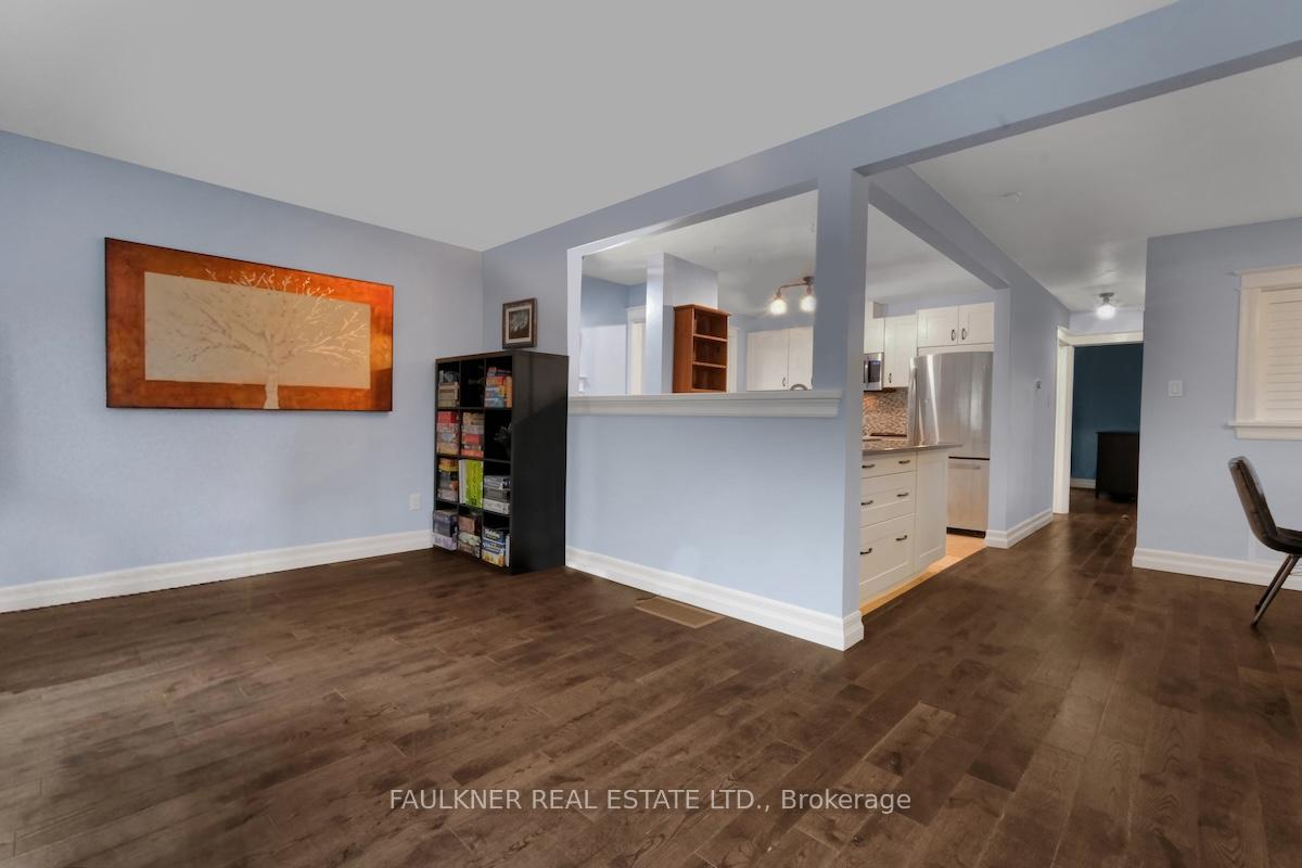 Photo 3 of 1304 Adirondack Drive, Ottawa, Kenson Park — HOMEH