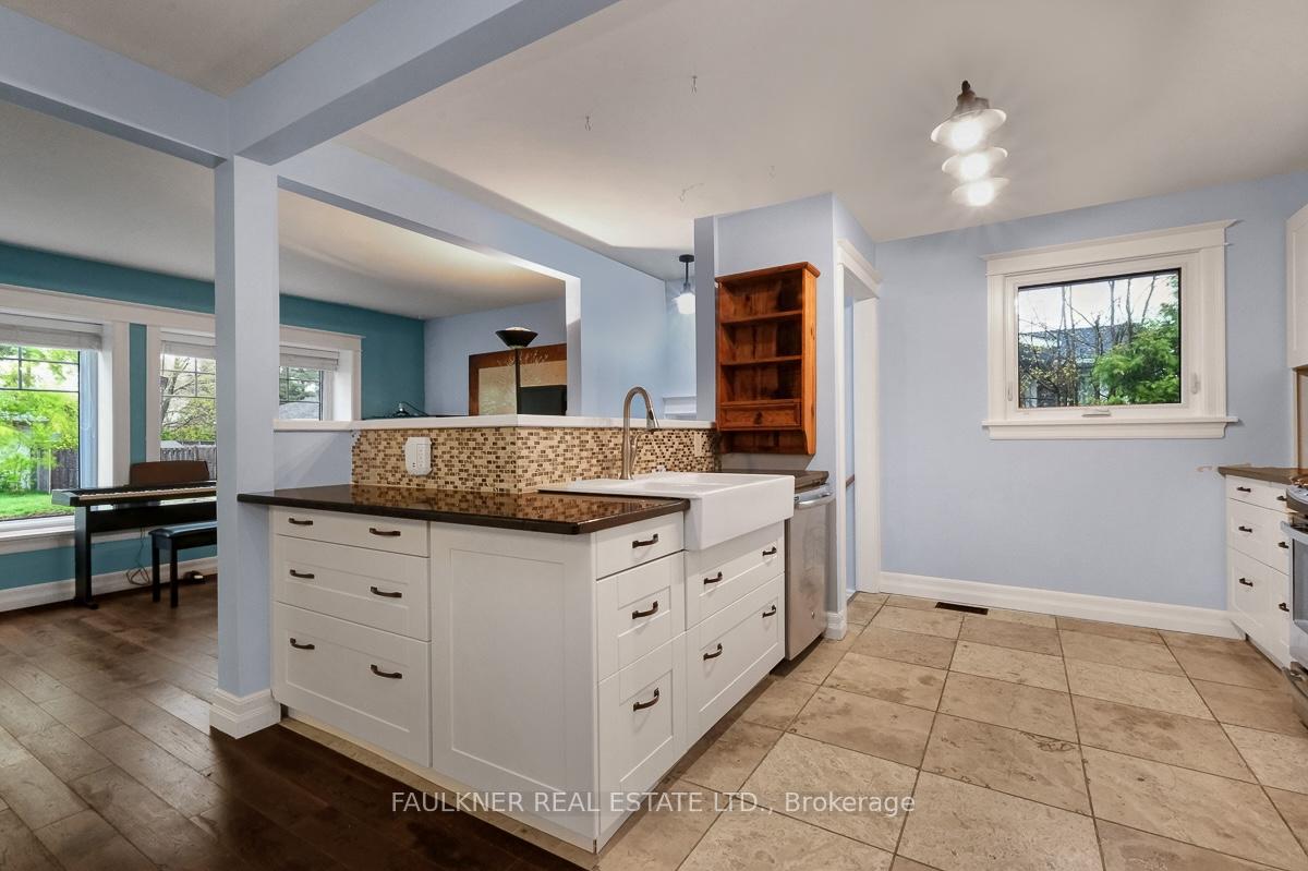 Photo 8 of 1304 Adirondack Drive, Ottawa, Kenson Park — HOMEH