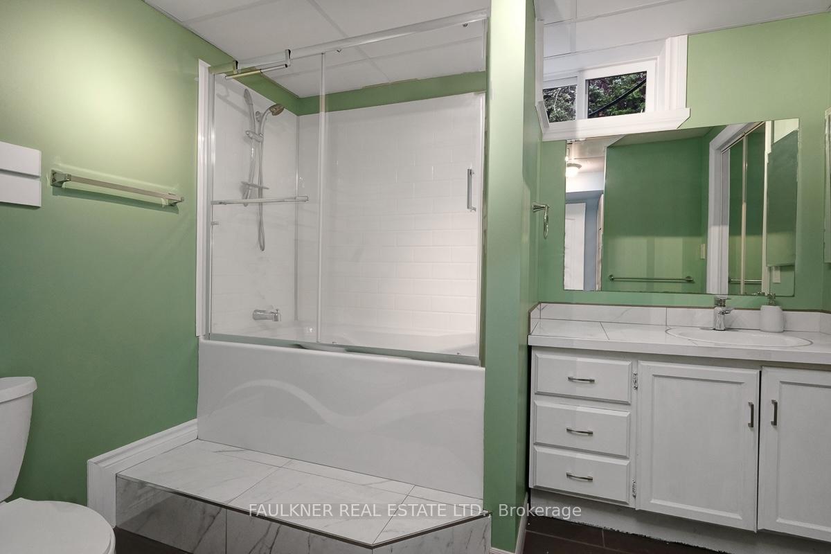 Photo 19 of 1304 Adirondack Drive, Ottawa, Kenson Park — HOMEH