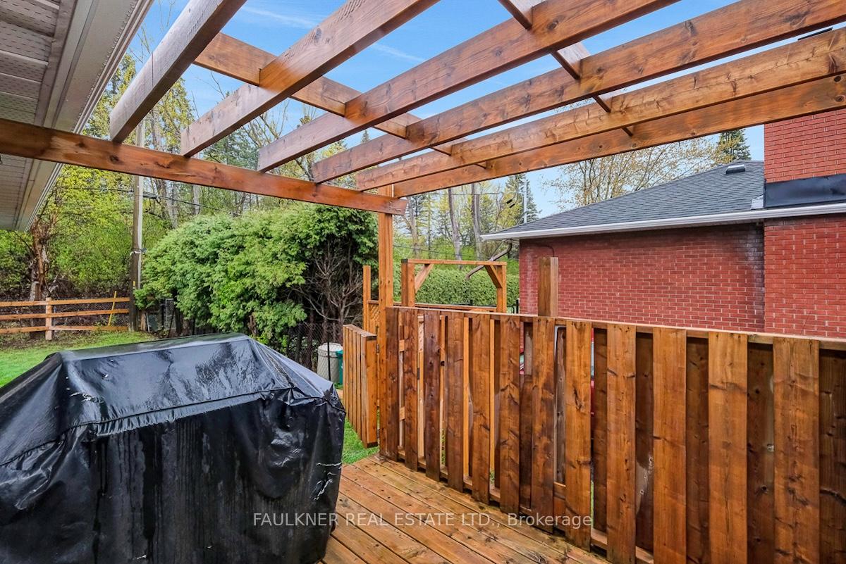 Photo 26 of 1304 Adirondack Drive, Ottawa, Kenson Park — HOMEH