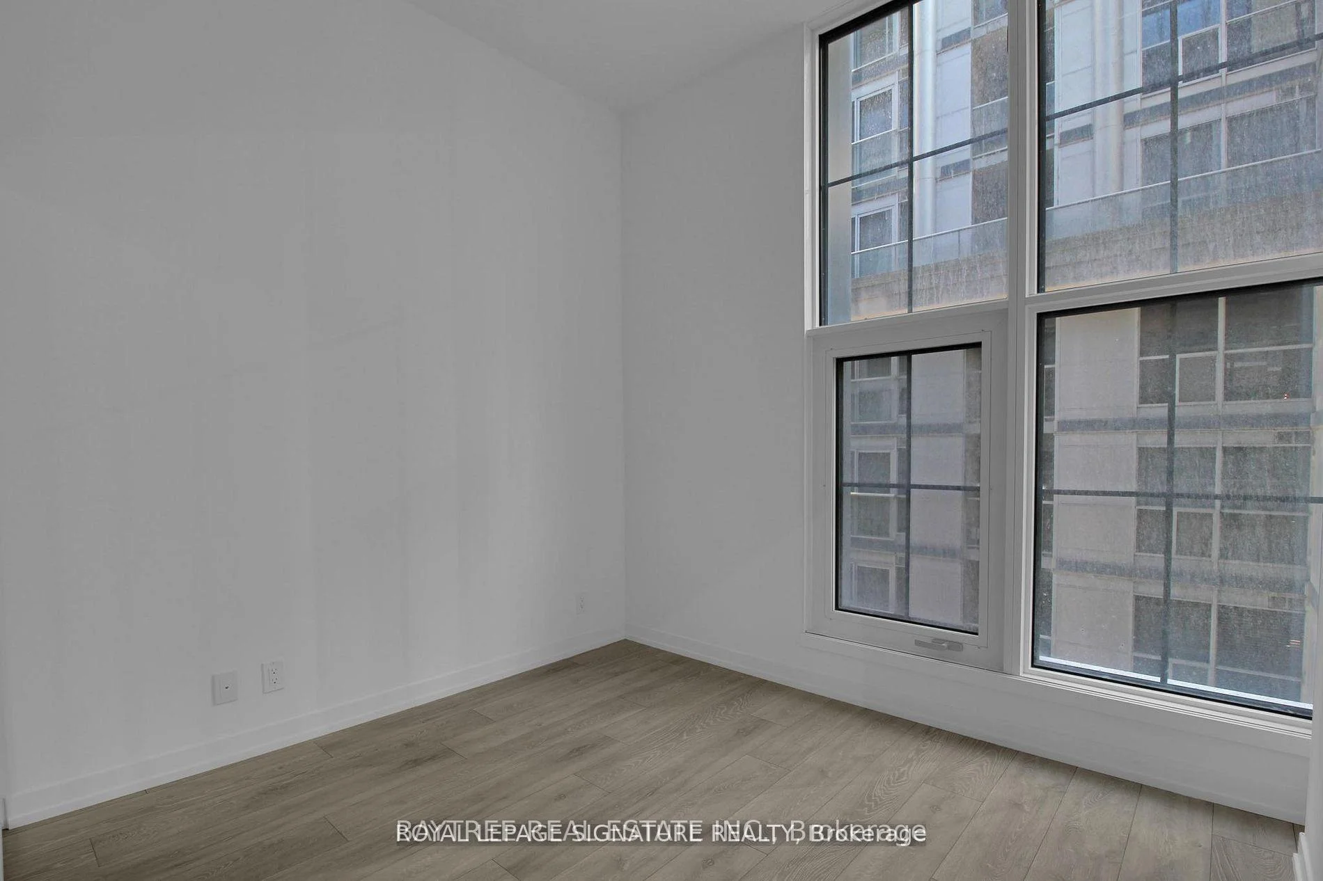 Photo 7 of Unit 702, 55 Mercer Street, Toronto, Waterfront Communities — HOMEH