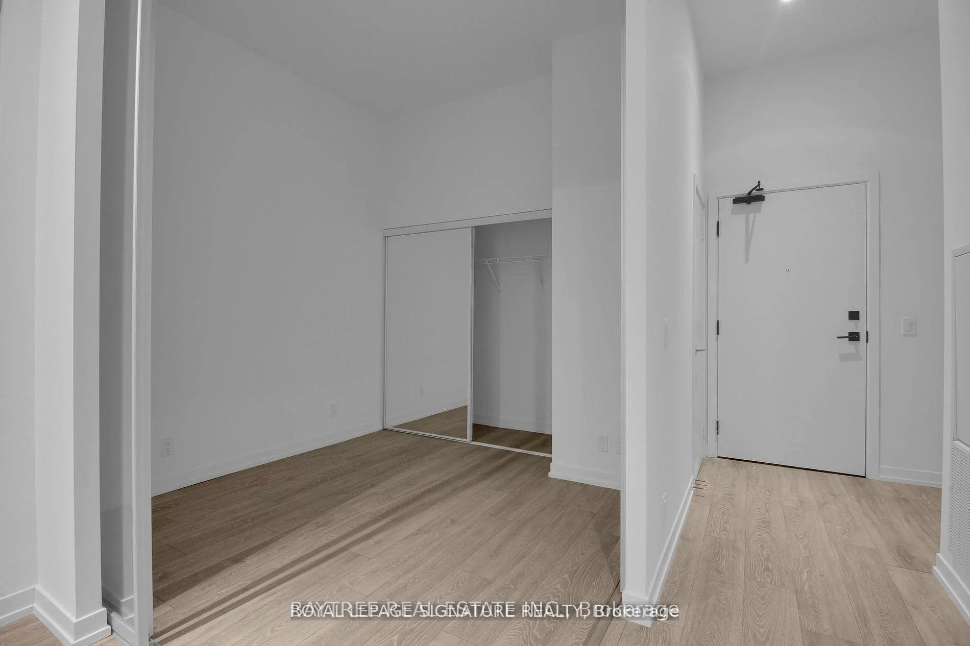 Photo 13 of Unit 702, 55 Mercer Street, Toronto, Waterfront Communities — HOMEH