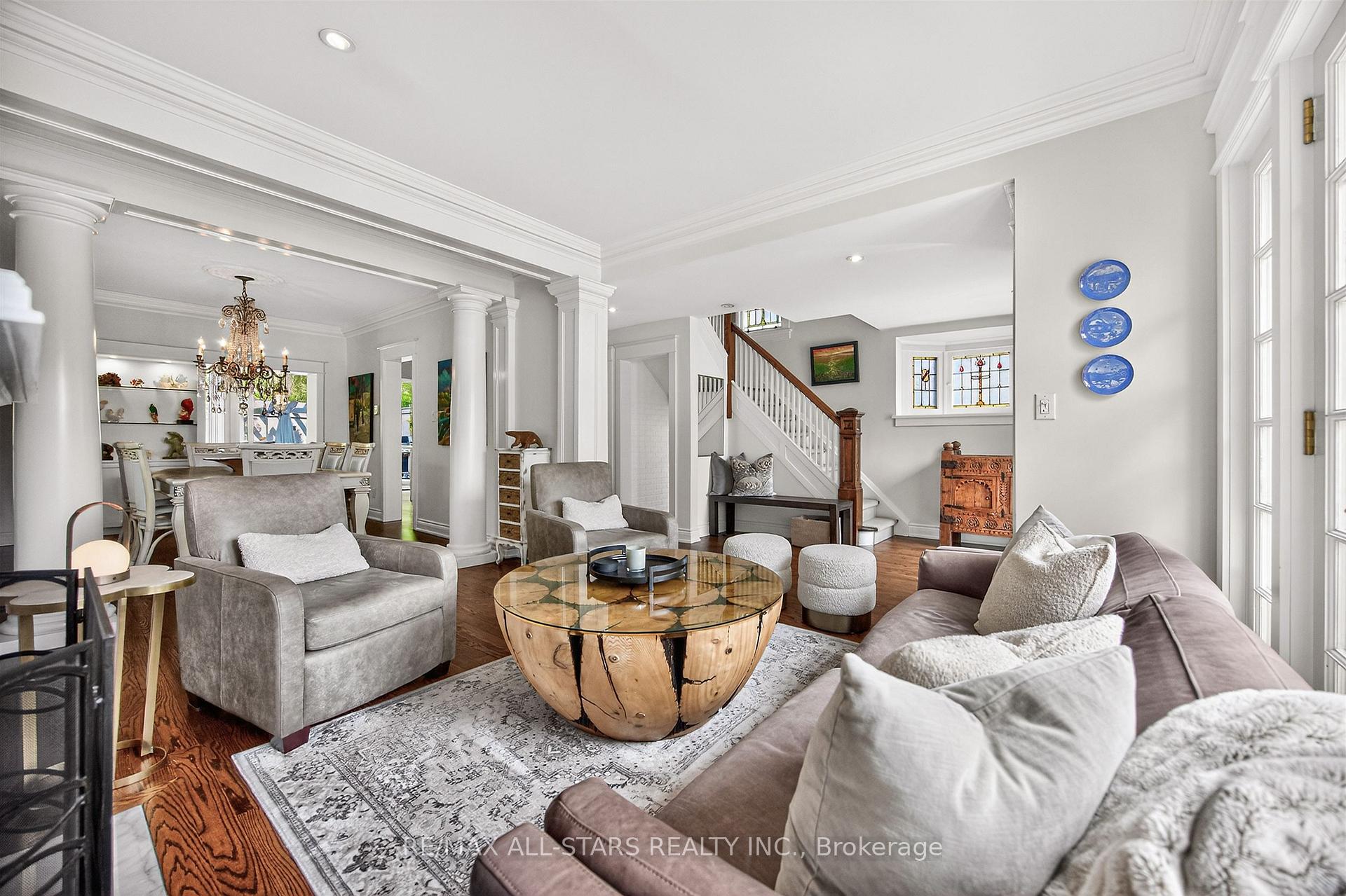 Photo 9 of 30 Edgewood Crescent, Toronto, Rosedale-Moore Park — HOMEH