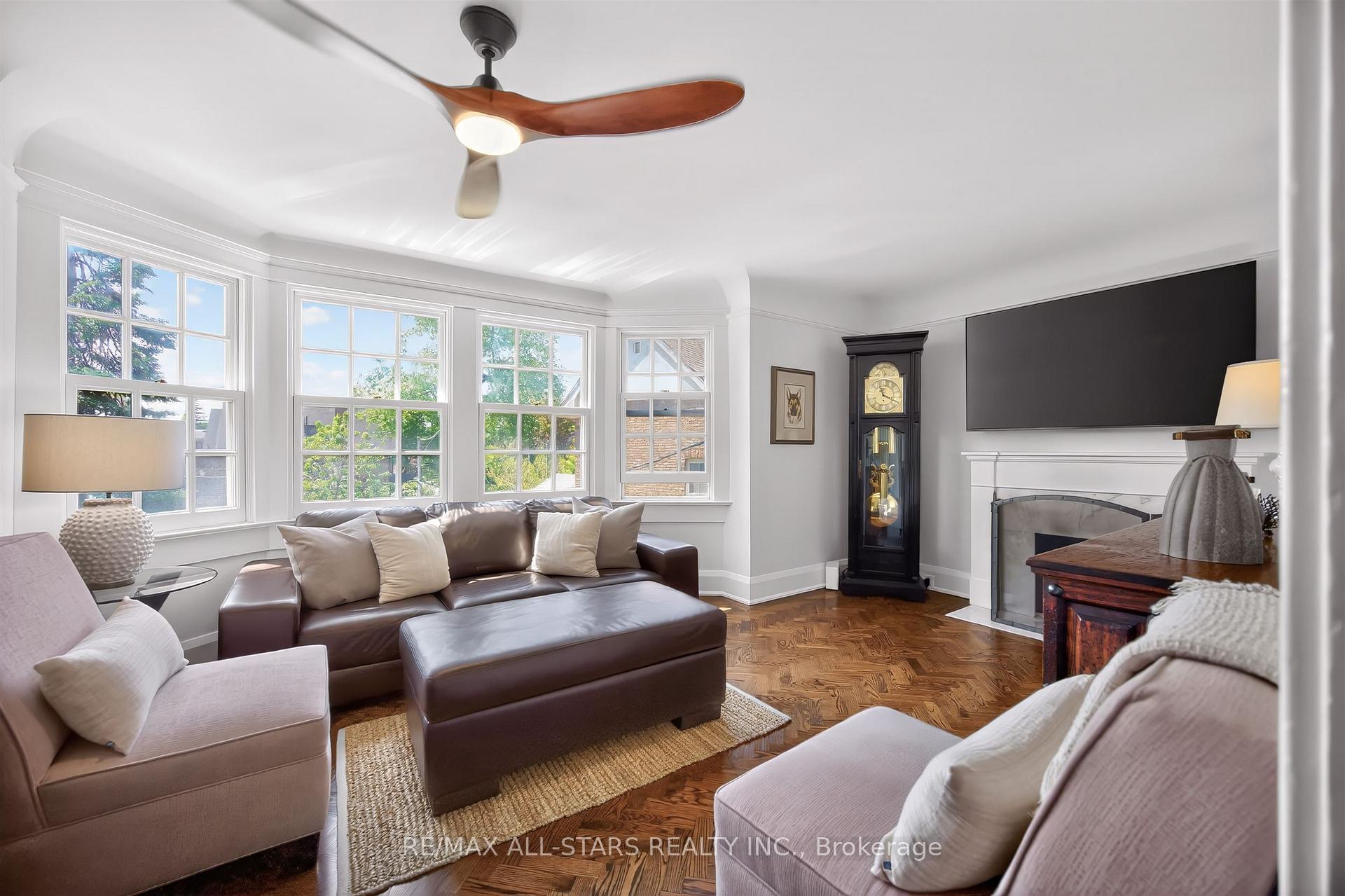 Photo 22 of 30 Edgewood Crescent, Toronto, Rosedale-Moore Park — HOMEH