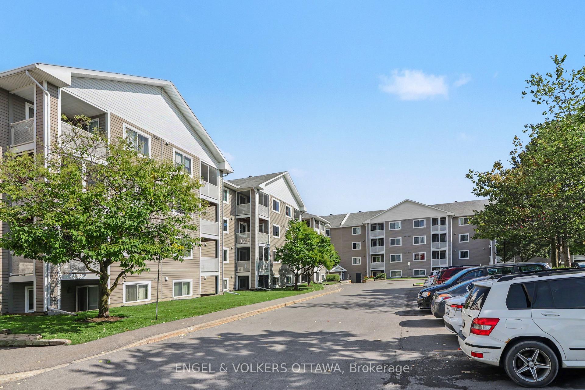 Photo 2 of Unit 319, 316 Lorry Greenberg Drive, Ottawa, Hunt Club Park/Greenboro — HOMEH