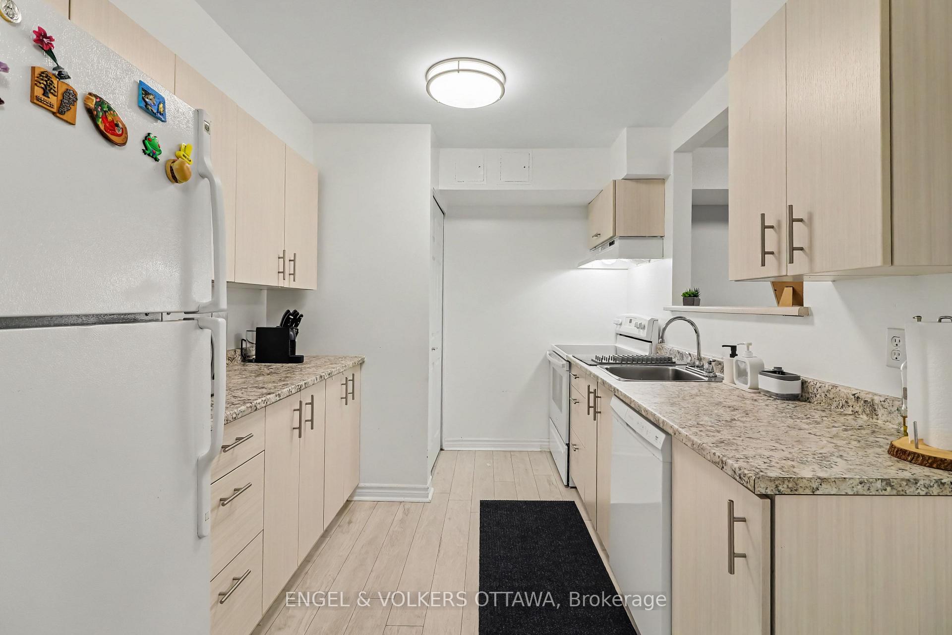 Photo 9 of Unit 319, 316 Lorry Greenberg Drive, Ottawa, Hunt Club Park/Greenboro — HOMEH