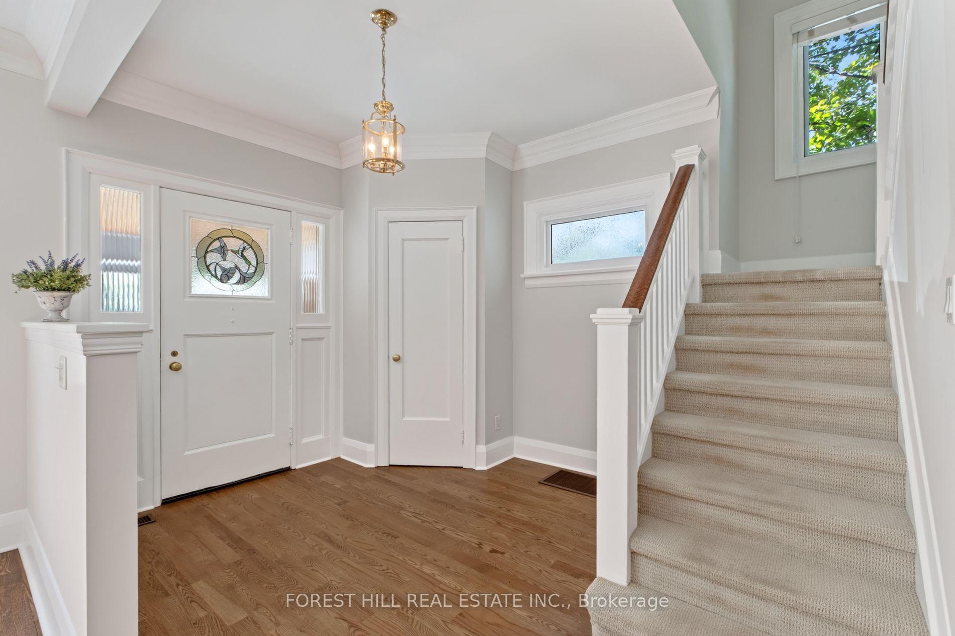 Photo 5 of 112 Rose Park Drive, Toronto, Rosedale-Moore Park — HOMEH