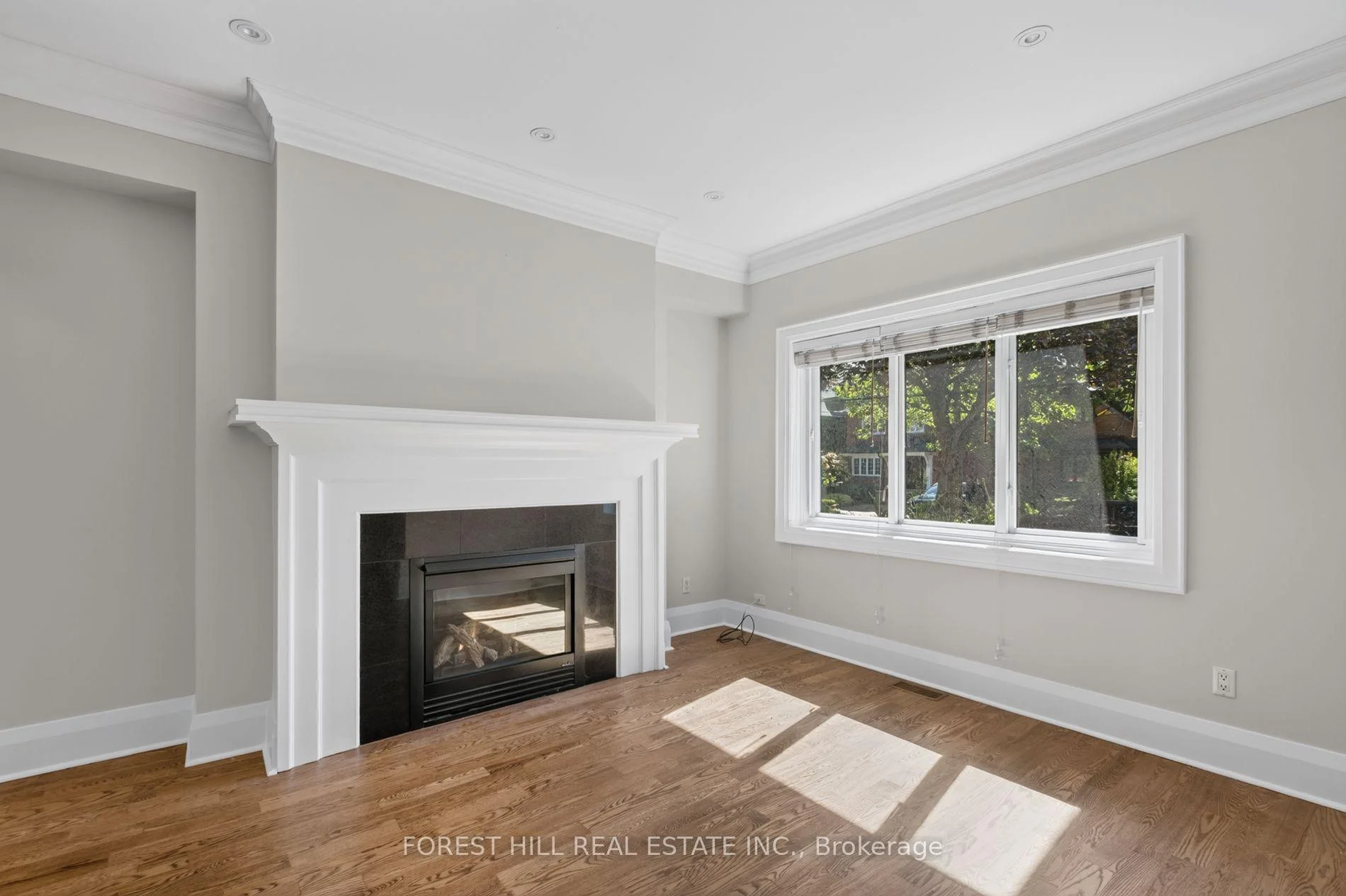 Photo 9 of 112 Rose Park Drive, Toronto, Rosedale-Moore Park — HOMEH
