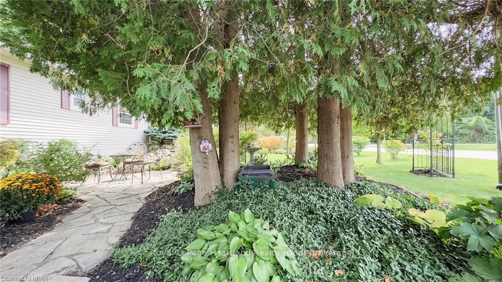 Photo 18 of 81396 Champlain Boulevard, Cramahe, Colborne — HOMEH