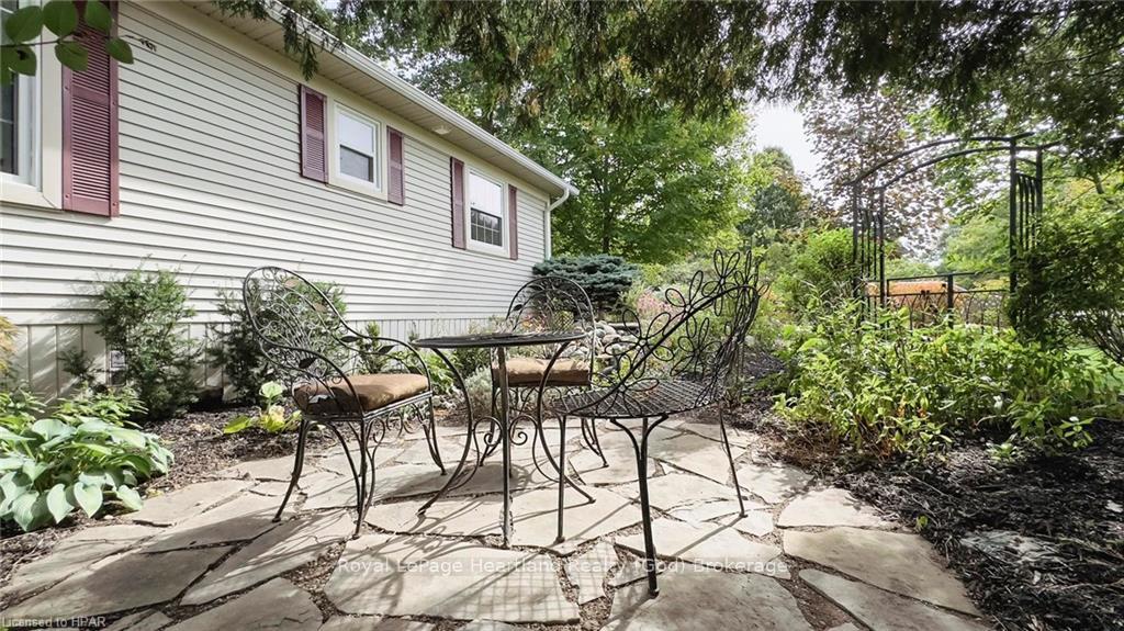 Photo 23 of 81396 Champlain Boulevard, Cramahe, Colborne — HOMEH