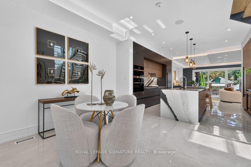 Photo 6 of 39 Derwyn Road, Toronto, East York — HOMEH