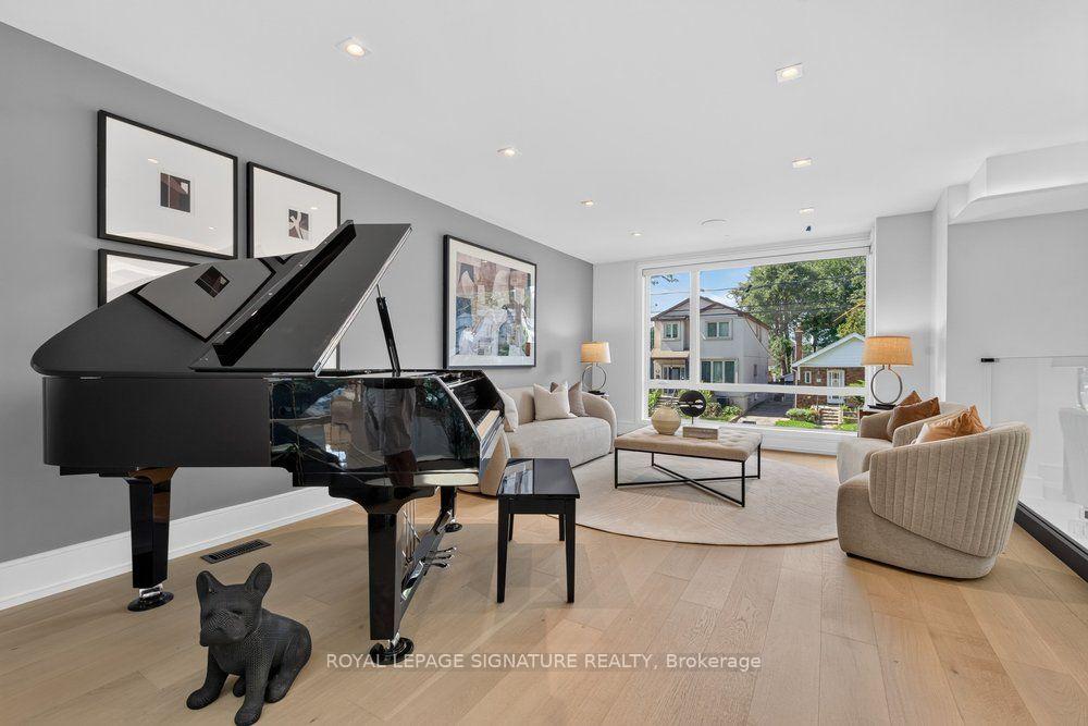 Photo 7 of 39 Derwyn Road, Toronto, East York — HOMEH