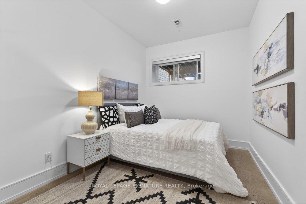 Photo 46 of 39 Derwyn Road, Toronto, East York — HOMEH