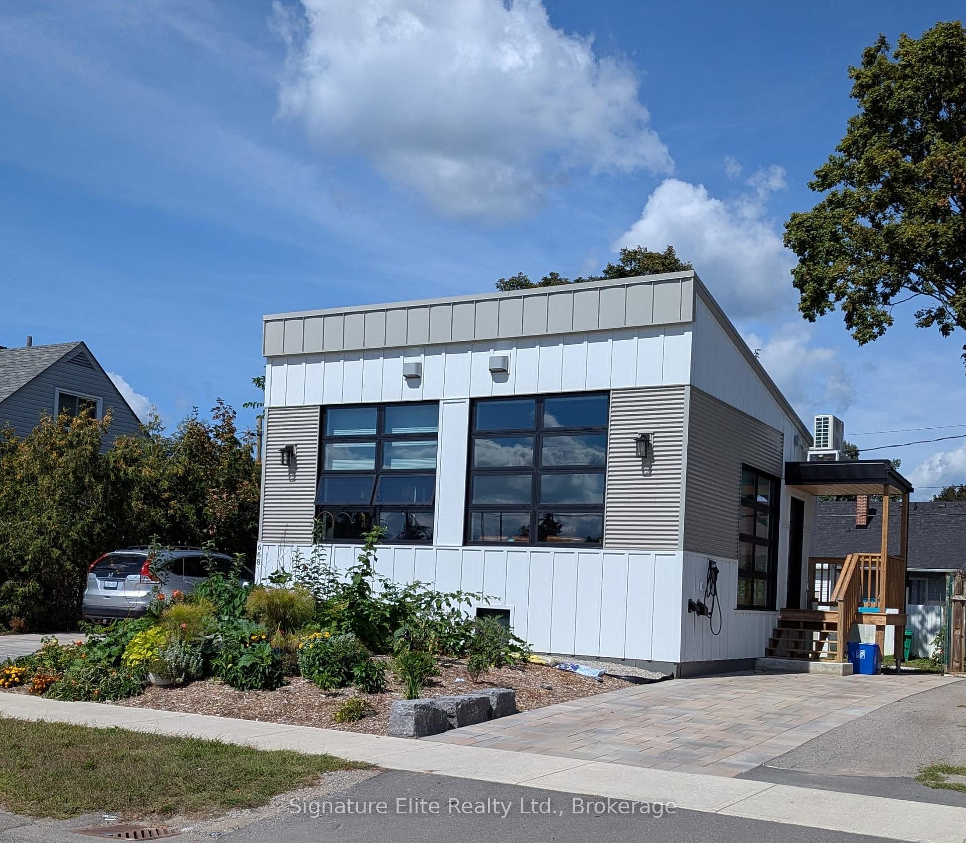 Photo 1 of 668 Gillespie Avenue, Peterborough, Otonabee Ward 1 — HOMEH