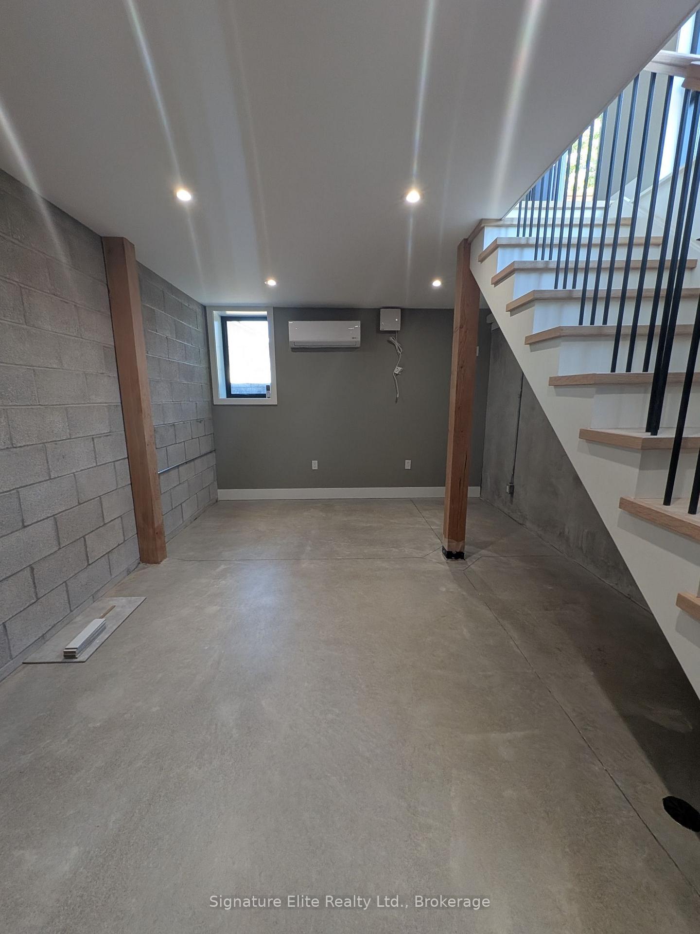 Photo 11 of 668 Gillespie Avenue, Peterborough, Otonabee Ward 1 — HOMEH
