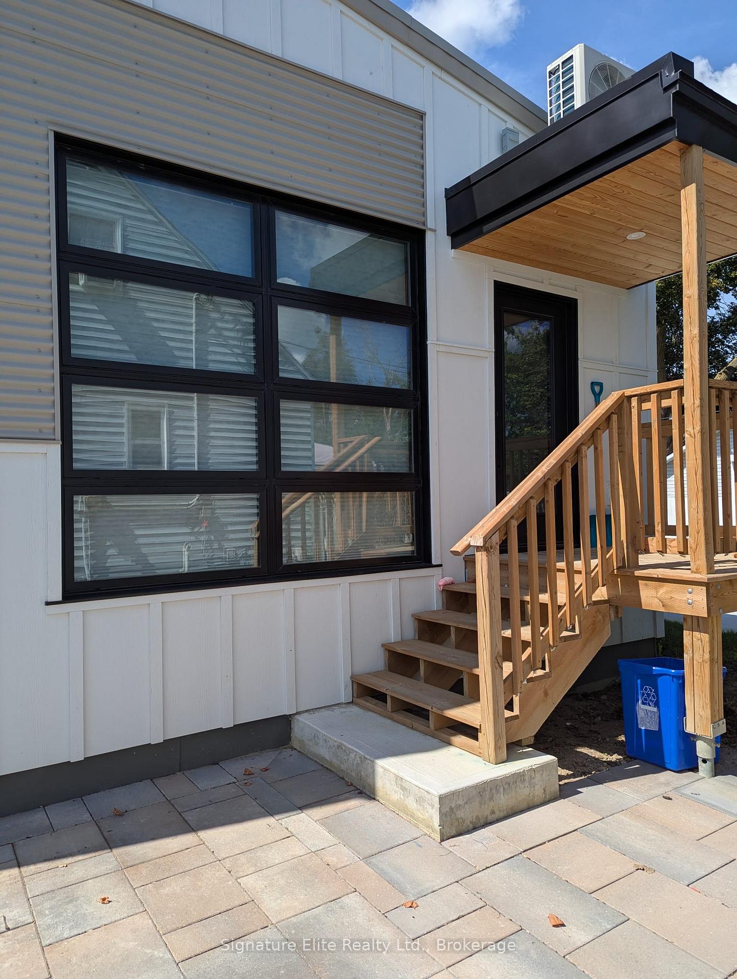 Photo 20 of 668 Gillespie Avenue, Peterborough, Otonabee Ward 1 — HOMEH