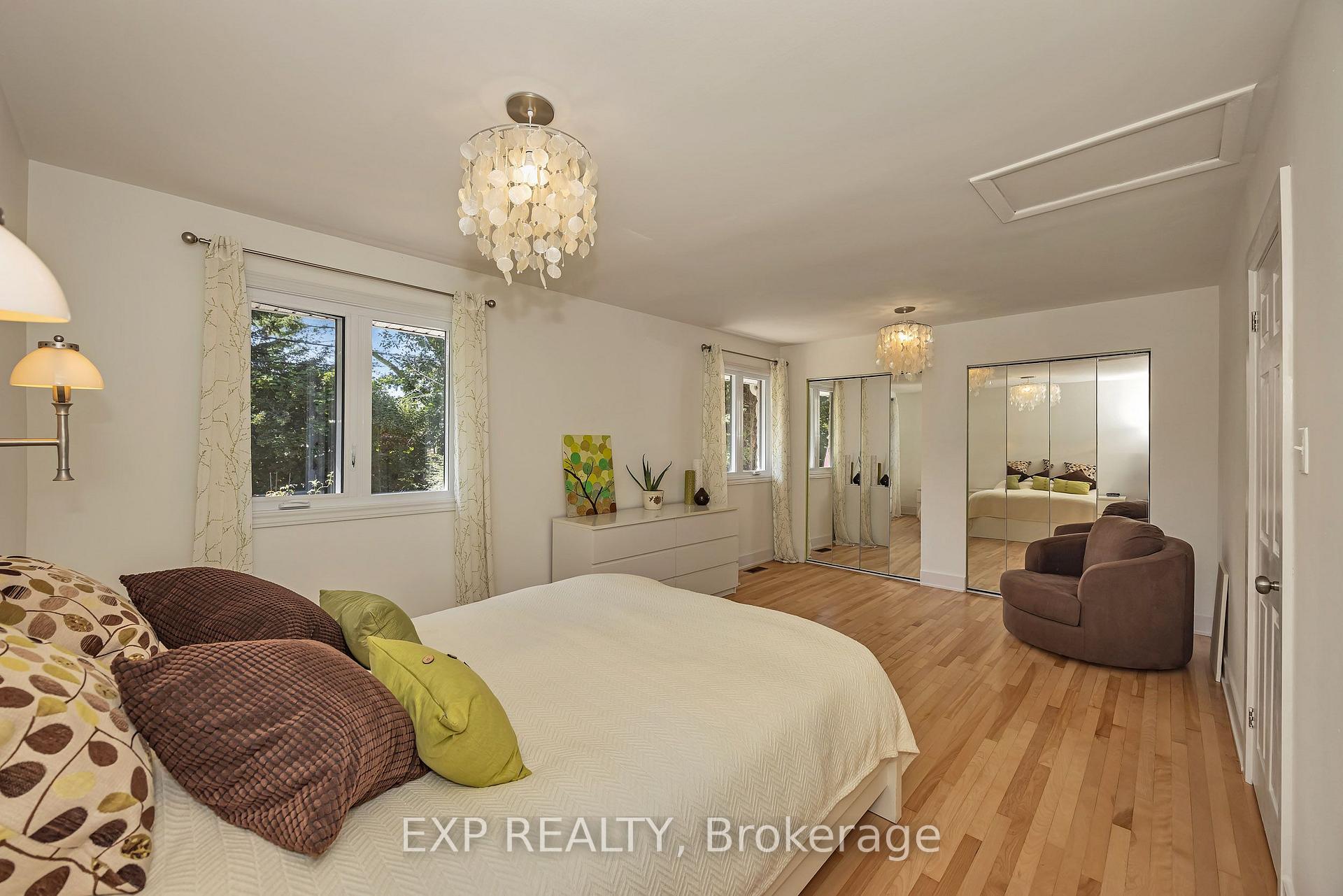 Photo 13 of 1190 Parkway Drive, Ottawa, Parkway Park — HOMEH