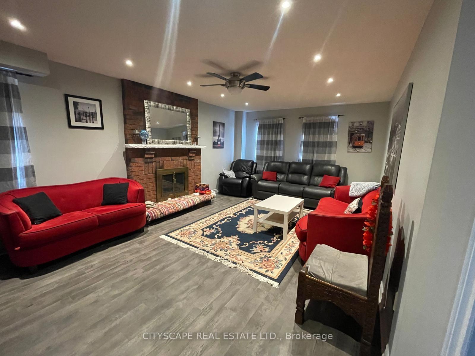 Photo 11 of 3 Leah Crescent, Ajax, Central West — HOMEH
