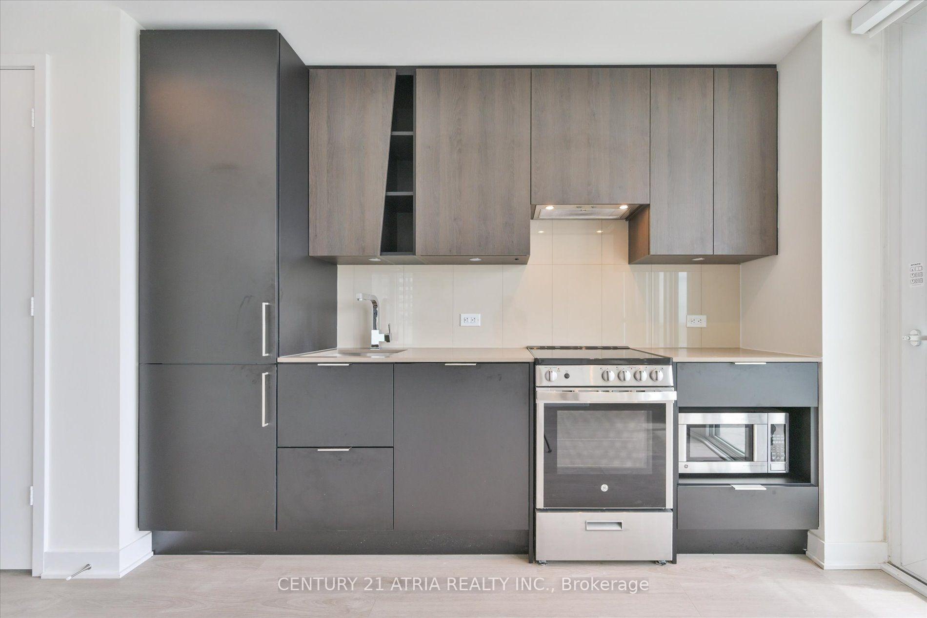 Photo 39 of Unit 1609, 3900 Confederation Parkway, Mississauga, City Centre — HOMEH