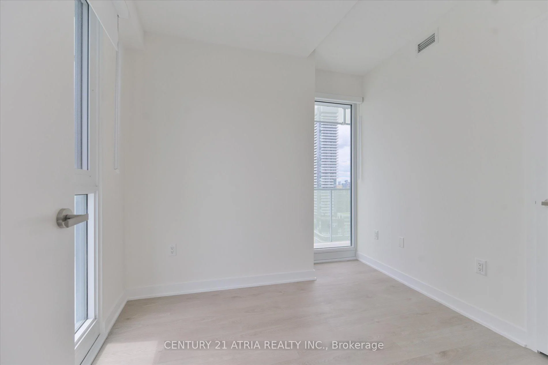 Photo 49 of Unit 1609, 3900 Confederation Parkway, Mississauga, City Centre — HOMEH