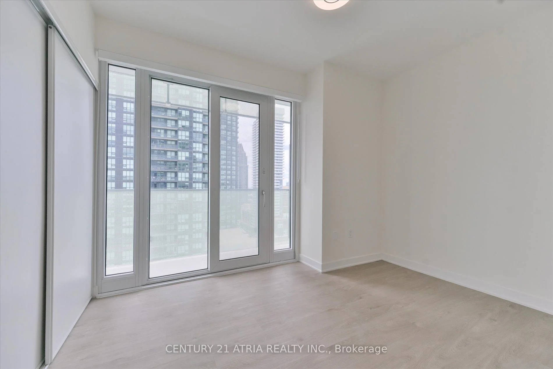 Photo 57 of Unit 1609, 3900 Confederation Parkway, Mississauga, City Centre — HOMEH